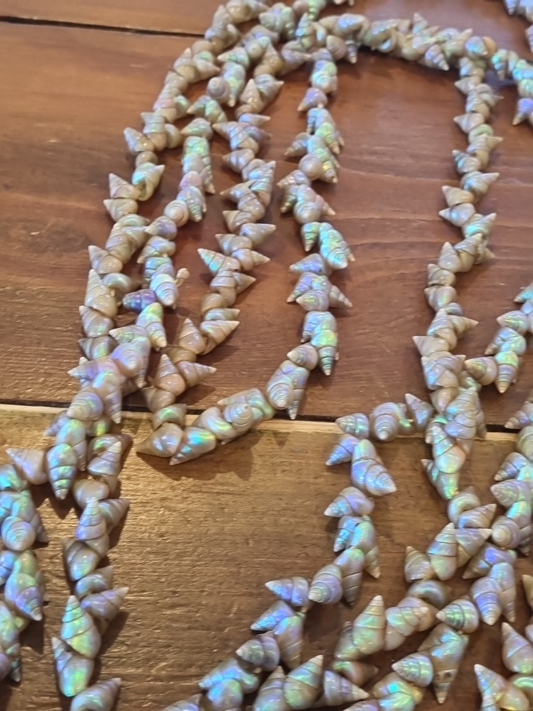 SUPERB VINTAGE TASMANIAN ABORIGINAL MAIREENER SHELL NECKLACE LONG 123cms 1930s