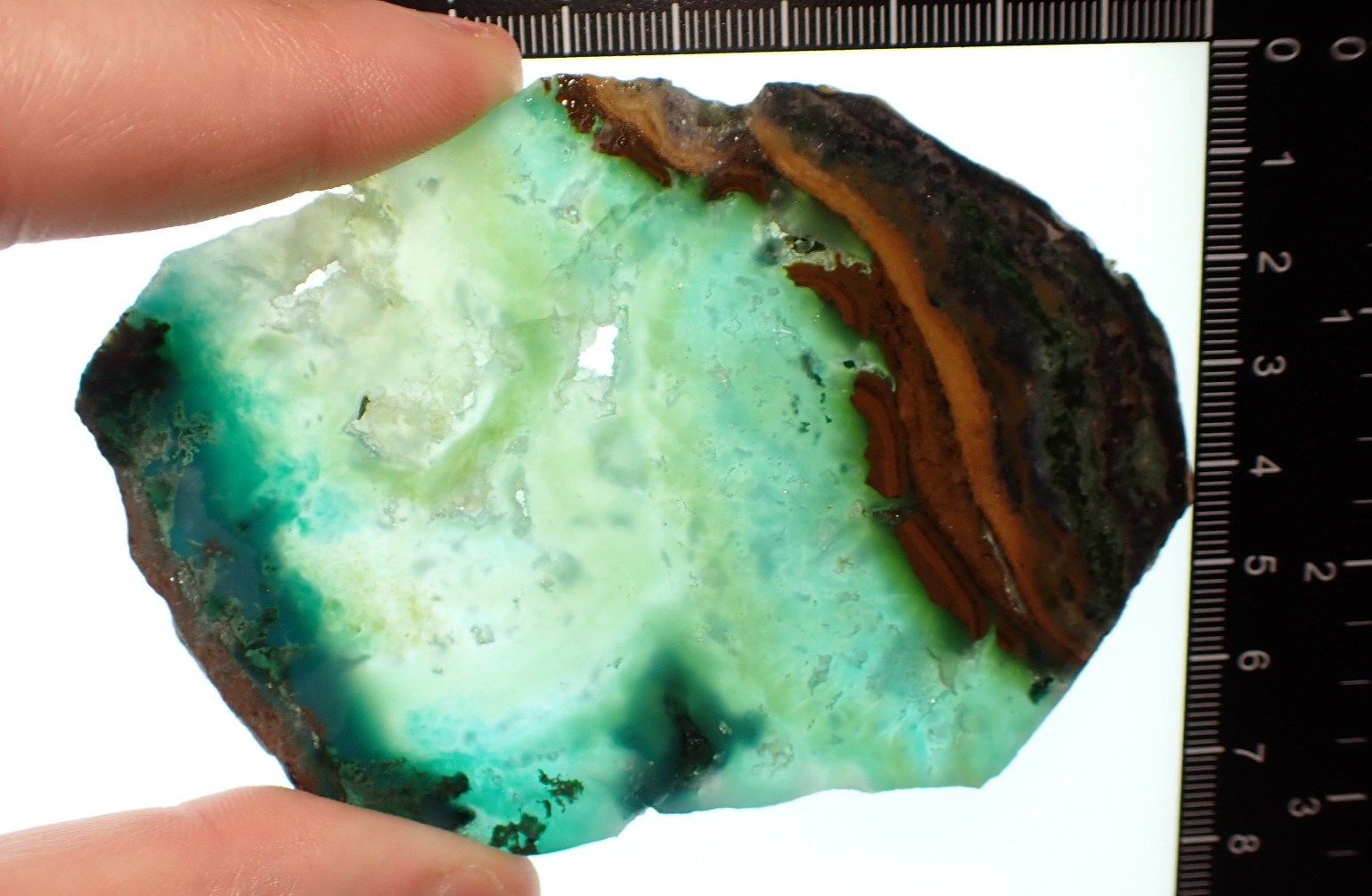 Luscious GEM SILICA slab 67.8g Colorful and Bright 7x5cm