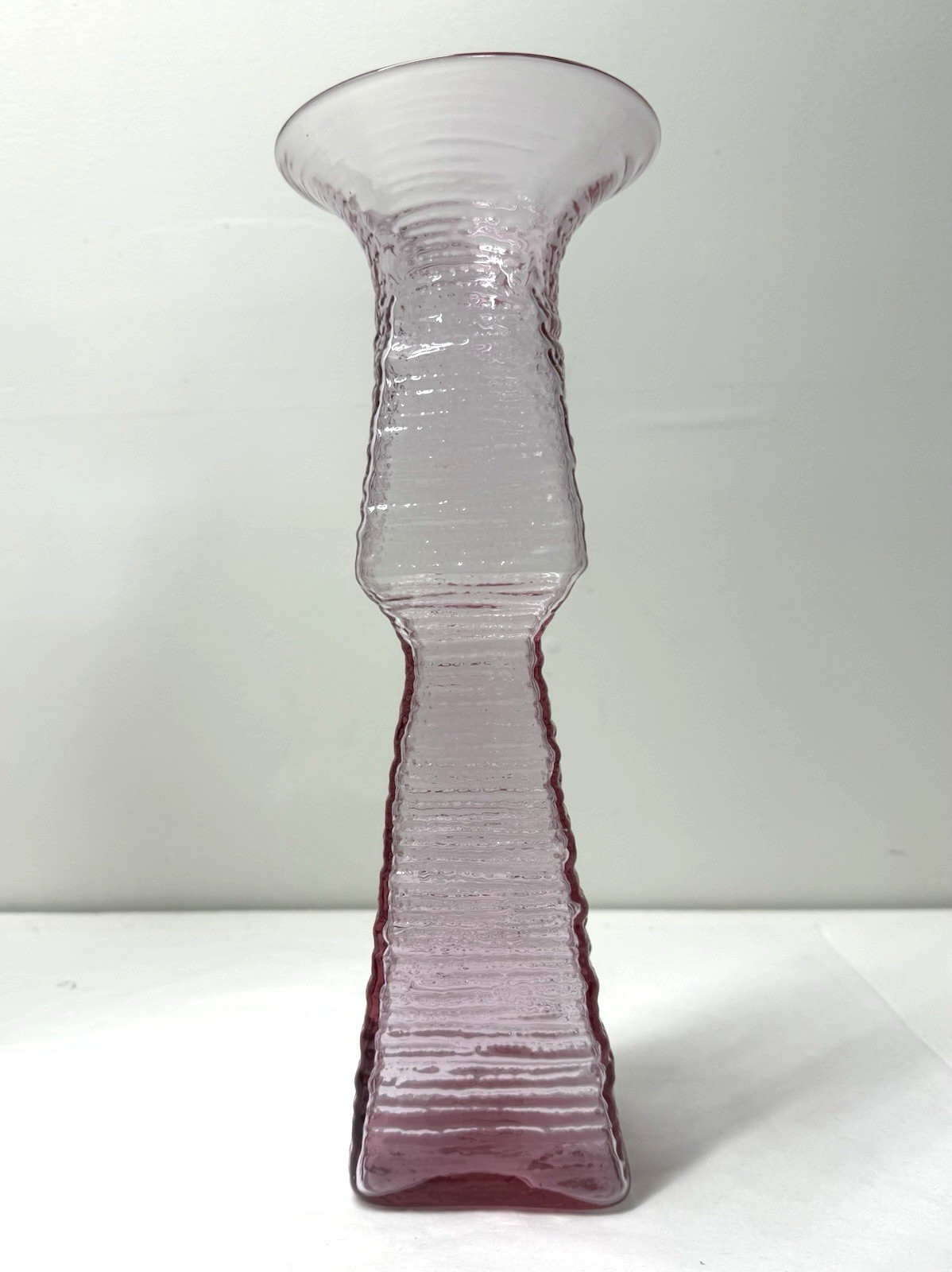 Blenko Mid Century Modern Rose Pink Textured Vase. Husted #6223 🐝