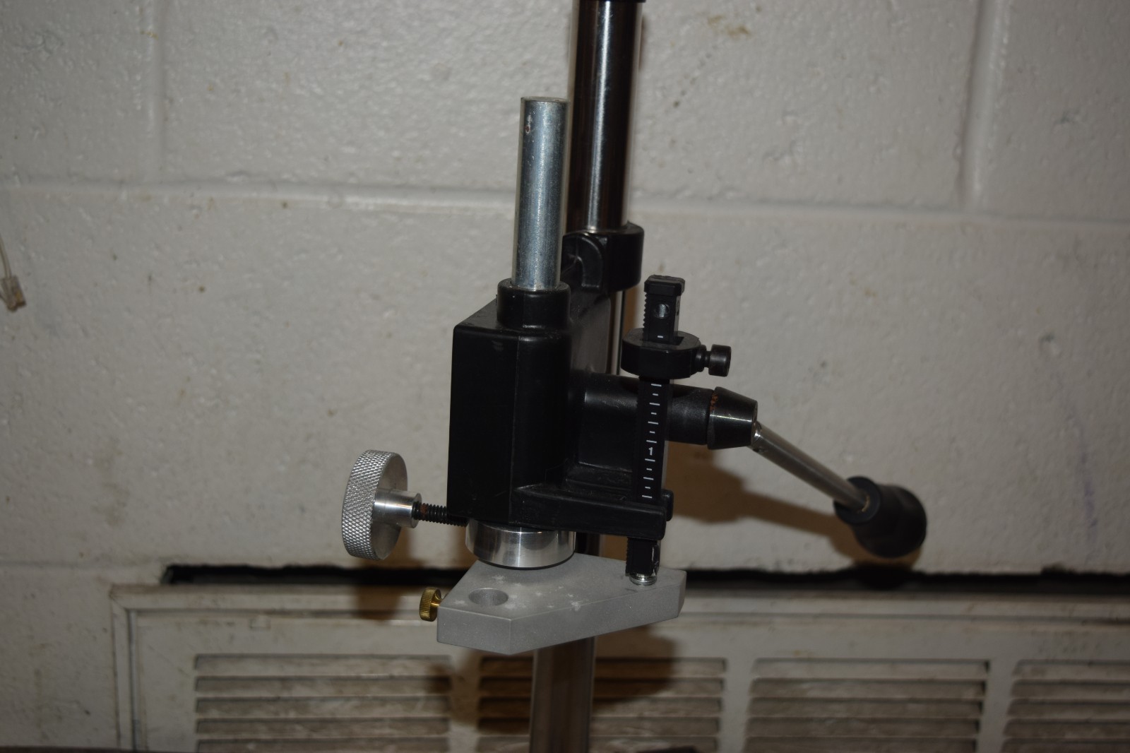 Systech Illinois 18" Rigid Package Can Piercing Station