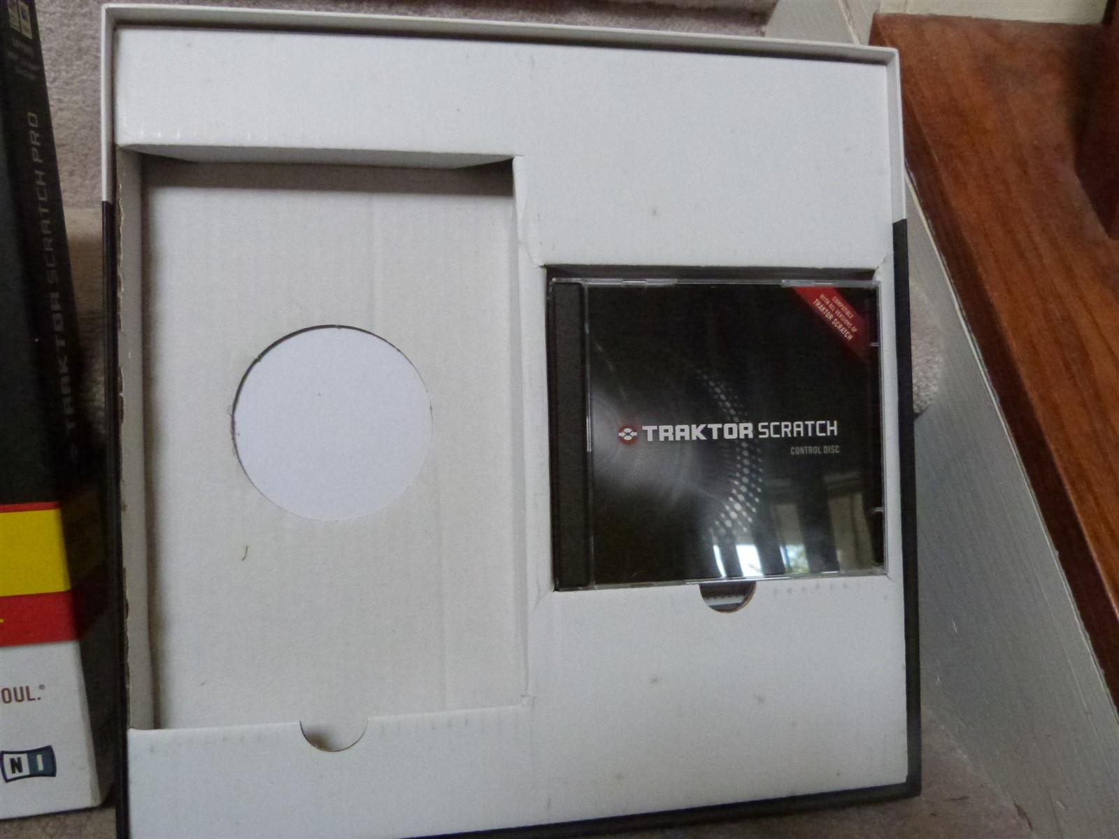 Native Instruments TRAKTOR Scratch Pro Upgrade Kit Digital Heart Vinyl Soul