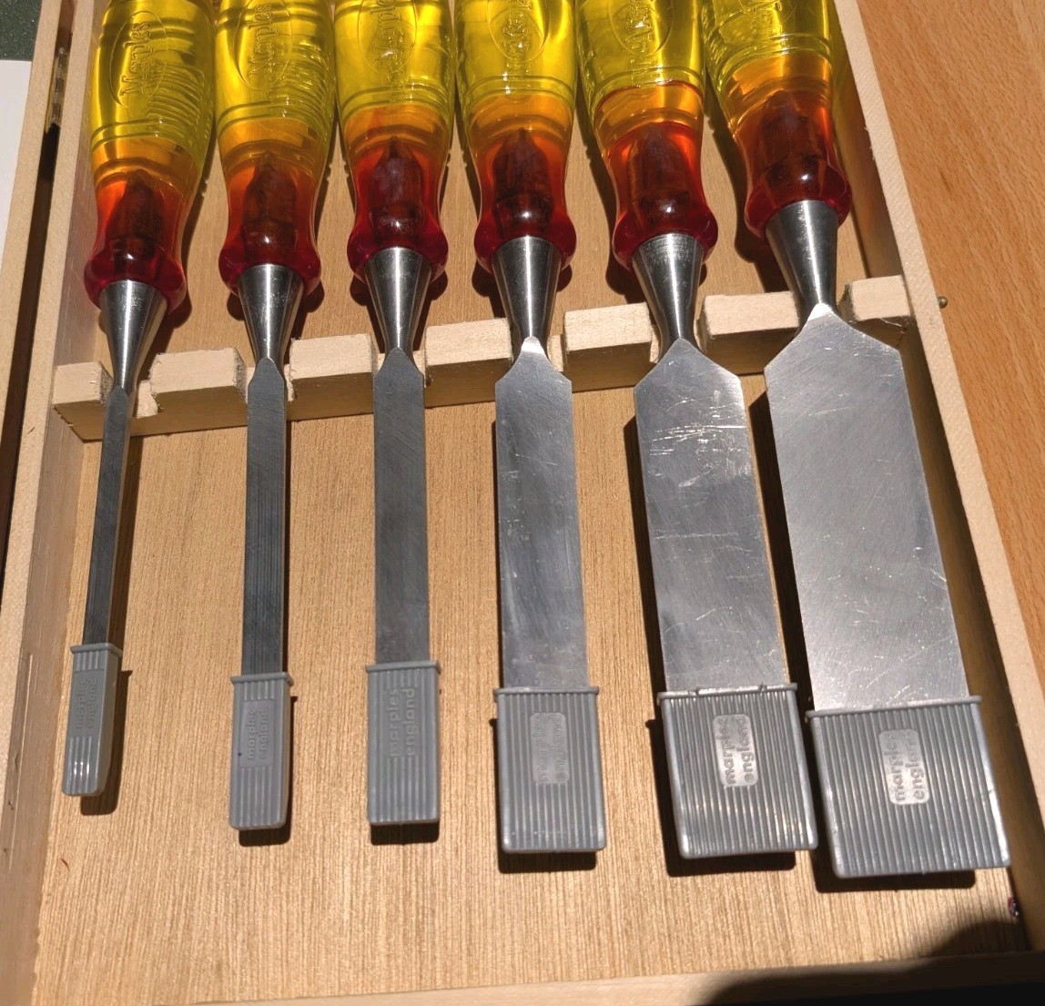 Vintage Marples Splitproof Bevel Edge Chisel Set Of 6 Pieces-Excellent Condition
