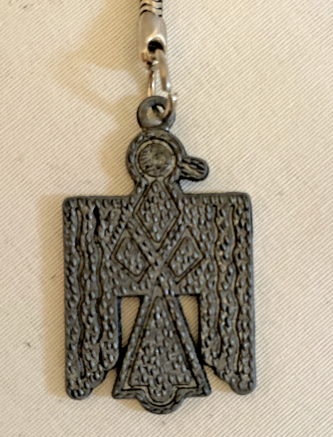 VINTAGE Native American SOUTHWEST THUNDERBIRD KEY CHAIN KEYCHAIN 1 inch x 4 inch