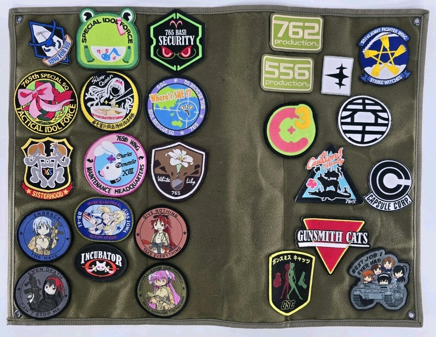 26 Lot AWESOME Hook And Loop Patches! W/ Patch Board - Anime, 765, Army, Cat