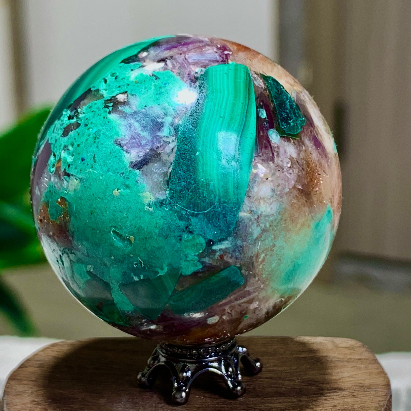 110G Newly discovered rare malachite purple mica symbiotic sphere restoration