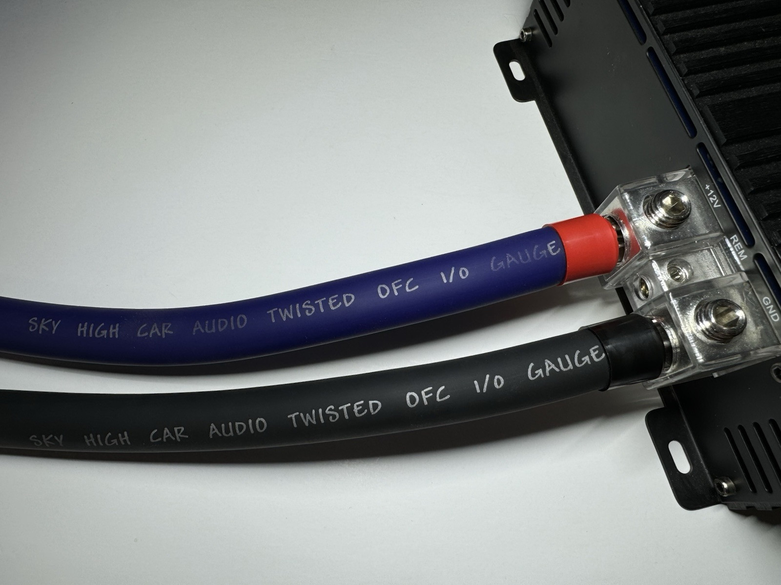 1/0 Oversized Ferrules (pack of 4) (fits into car amplifiers w/o being crimped)