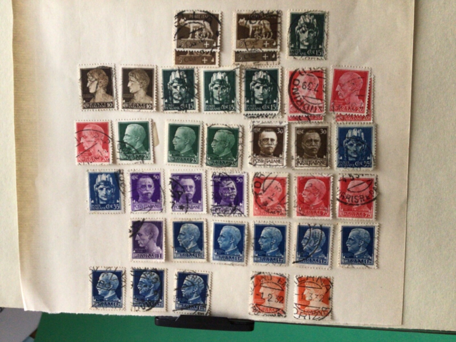 Italy 1929 used stamps on part pages A10240
