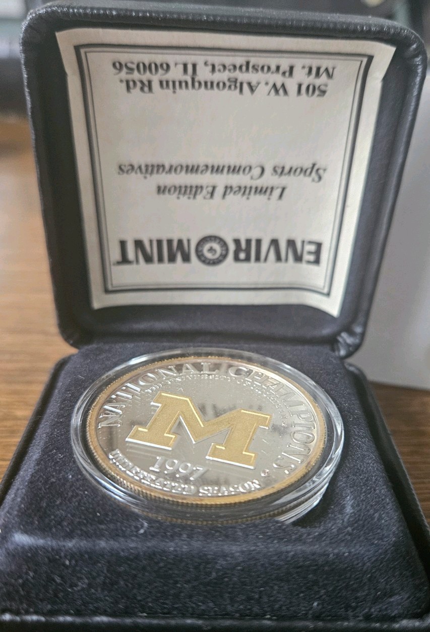 Rare 1997 University of Michigan National Champions Coin Limited Edition Mint