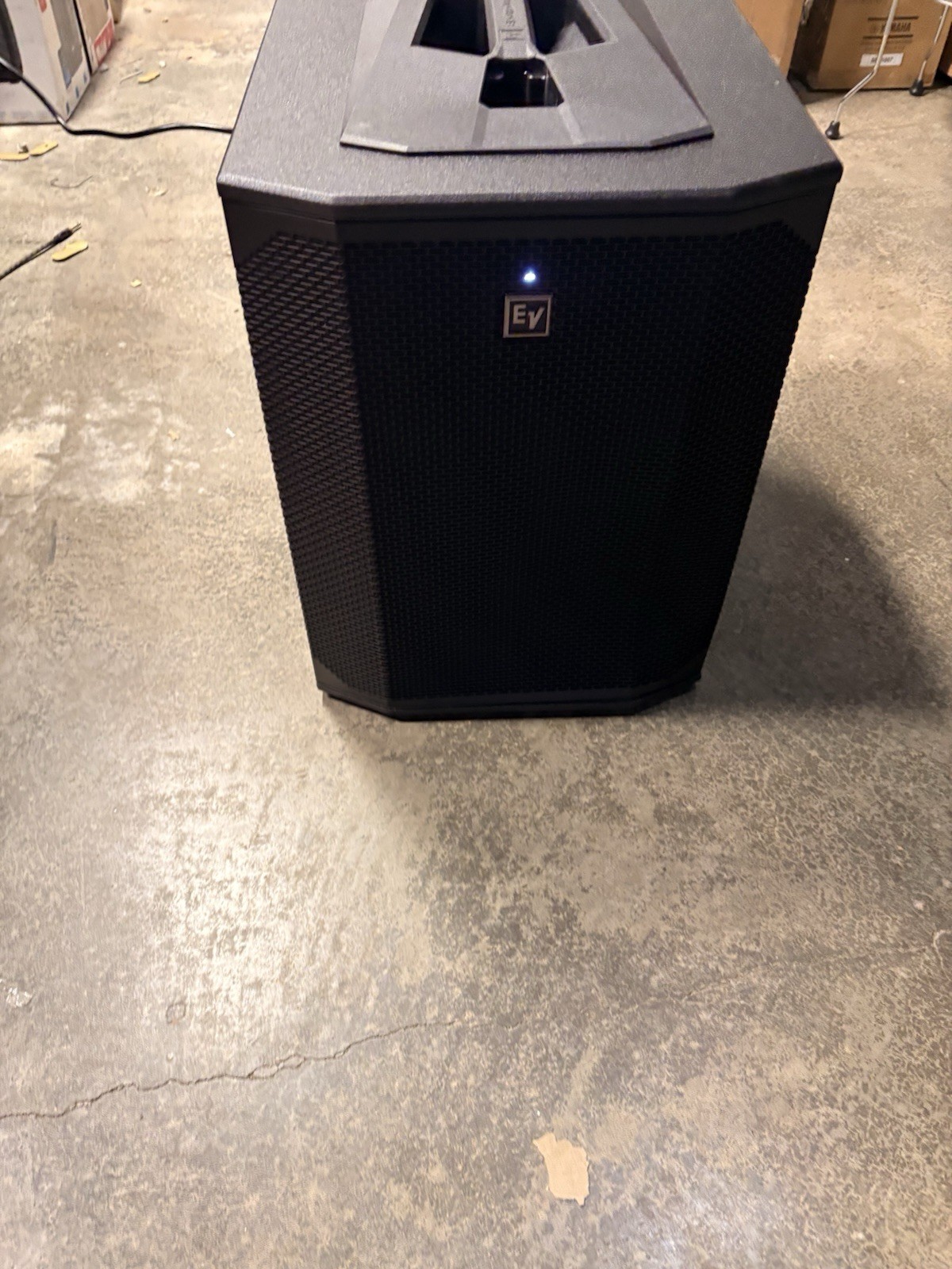 EV Evolve 70 15” Powered Sub With Bluetooth