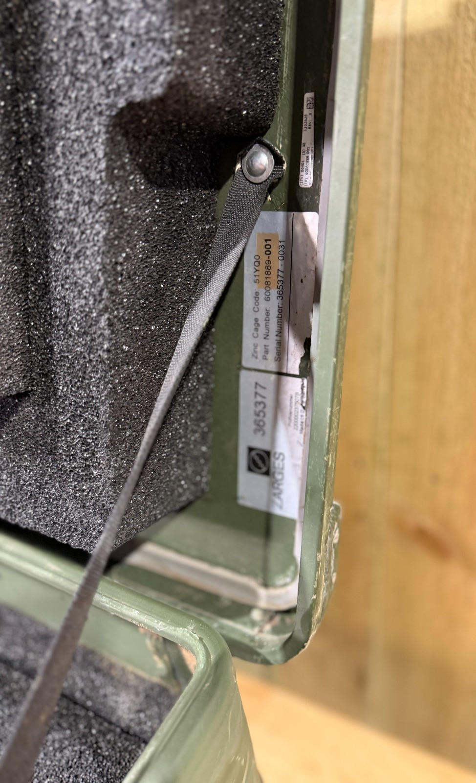 Zarges Metal K470 25.5x18.5x13.75" Military Surplus Storage Case Green