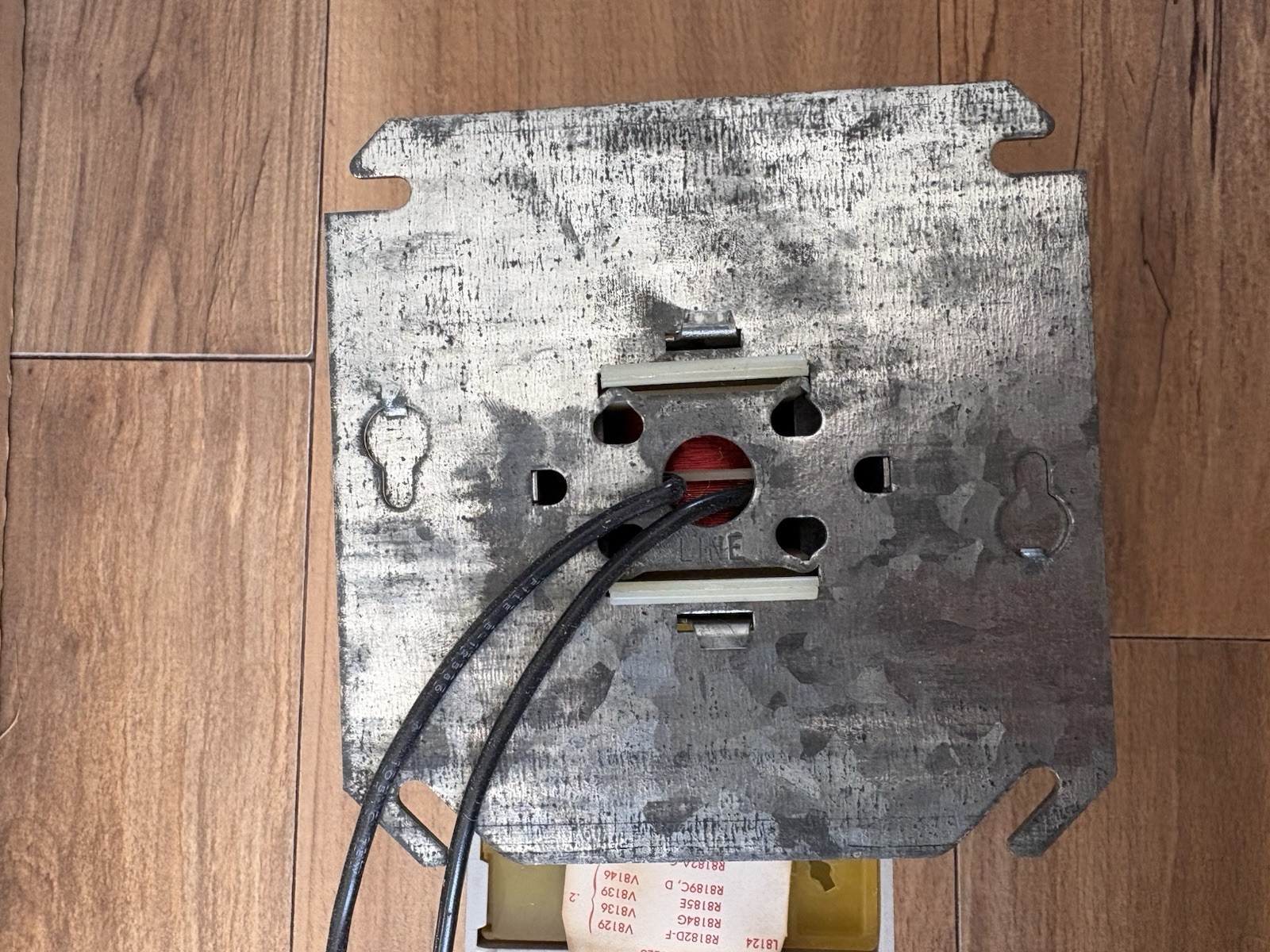 Honeywell Electric Clock Thermostat Heat/AC T882A Vintage 60s 70s New Old Stock