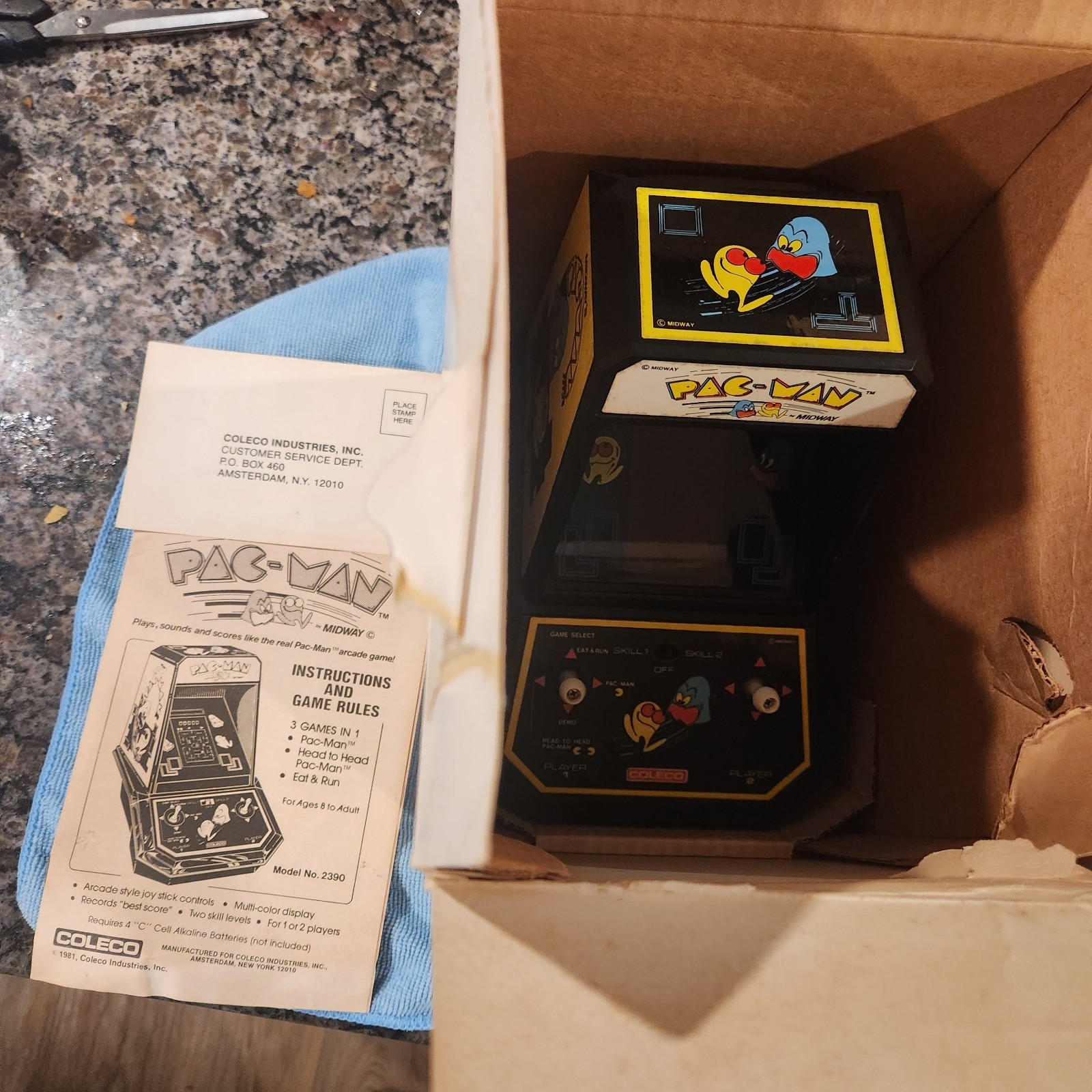 Vintage Pac-Man Mini-Arcade (Midway, Coleco) + box, manual, warranty card; Works