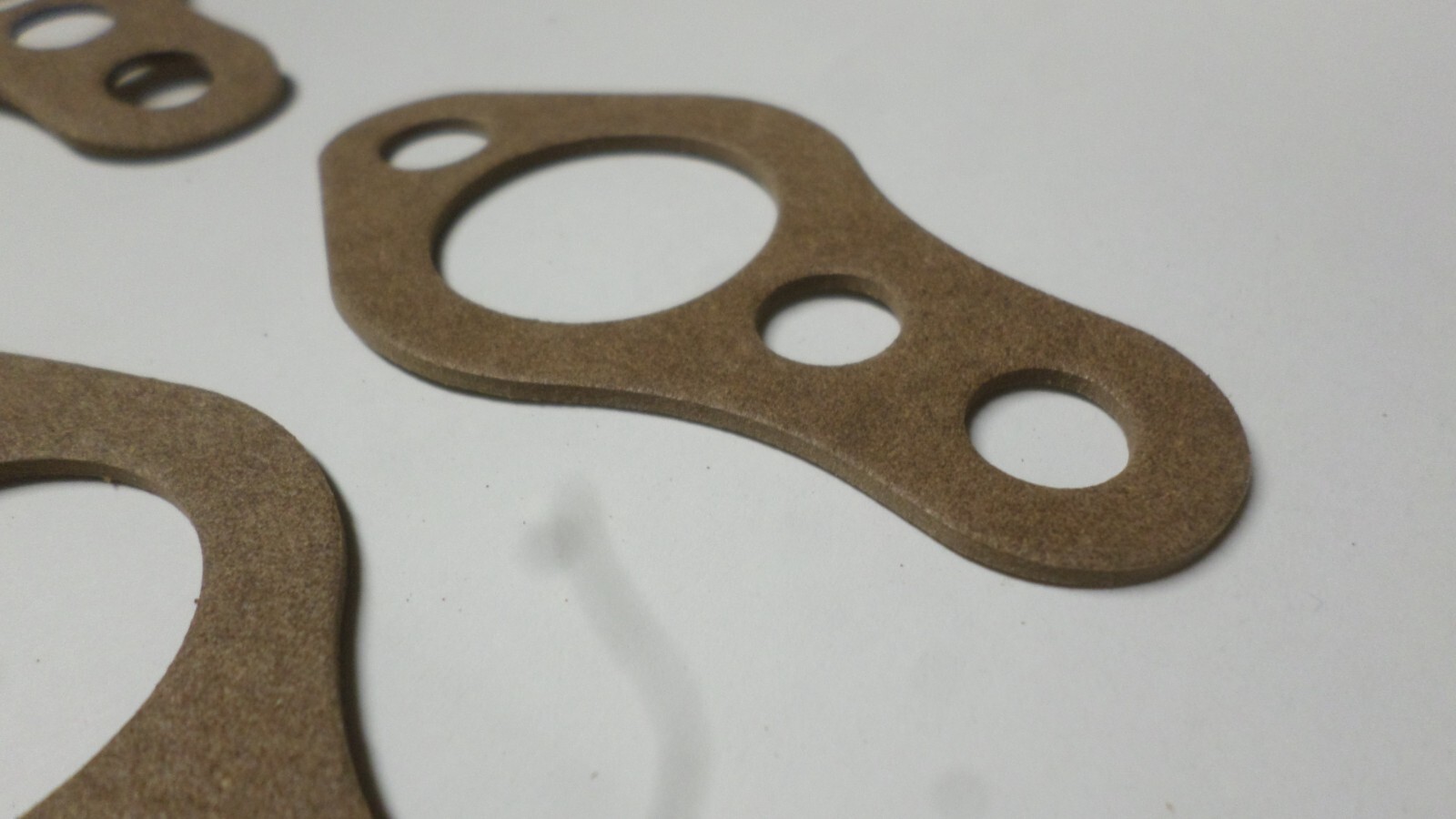 10 THICK Water Pump Gaskets for Chevrolet SBC 265 283 302 305 307 327 350 400