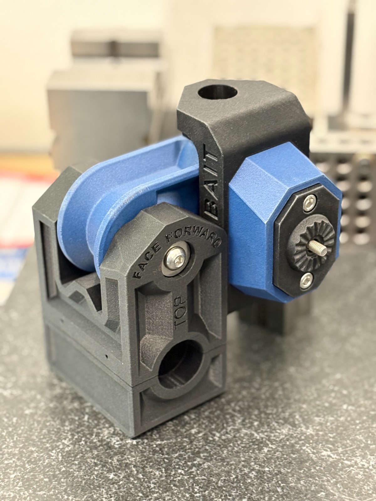 LOWRANCE Active Target 1 and 2 transducer 0 Degree Mount Ghost Trolling Motor