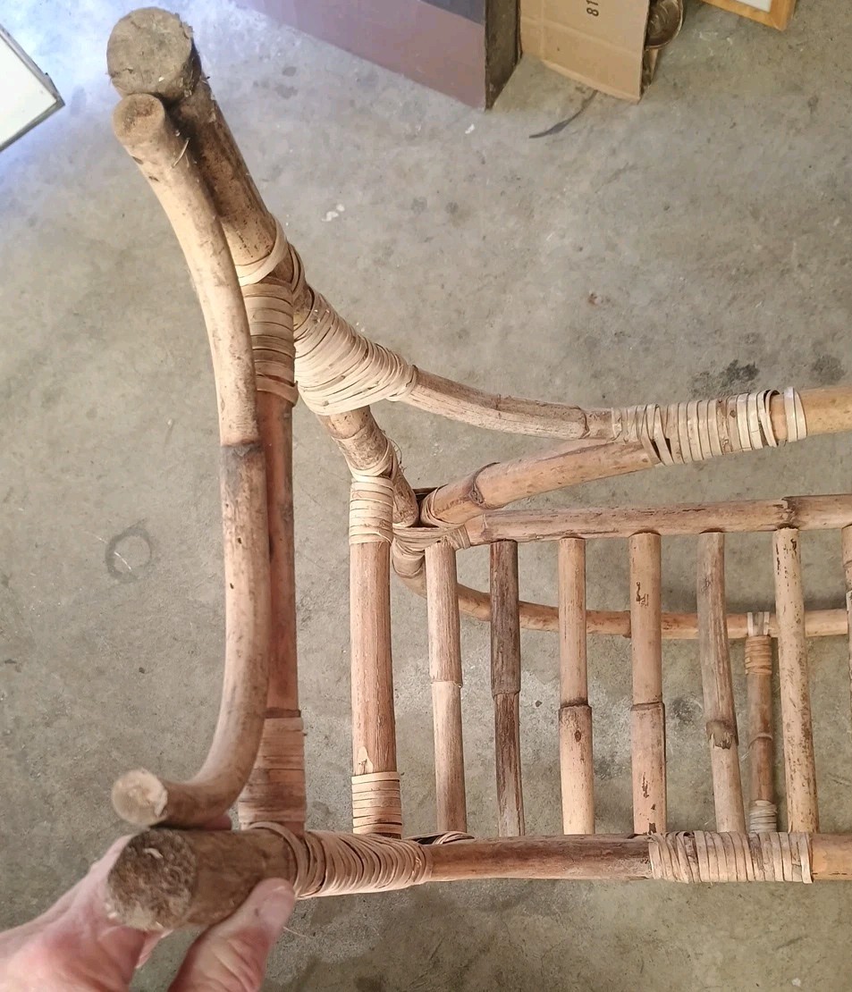 Vtg Mid Century Bamboo Shelf Unit Freestanding Circular Bookcase Etagere 35"x23"