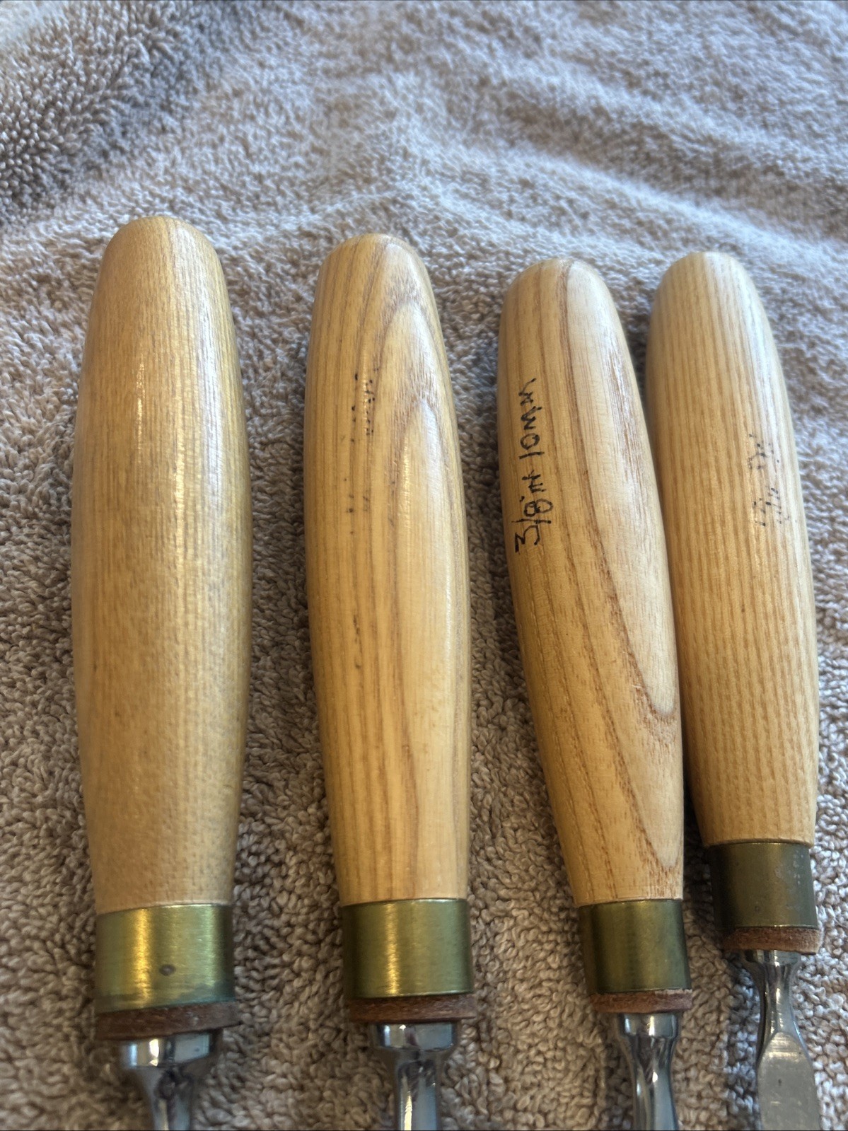 Robert Sorby carving gouges set of 4 with V tool, used