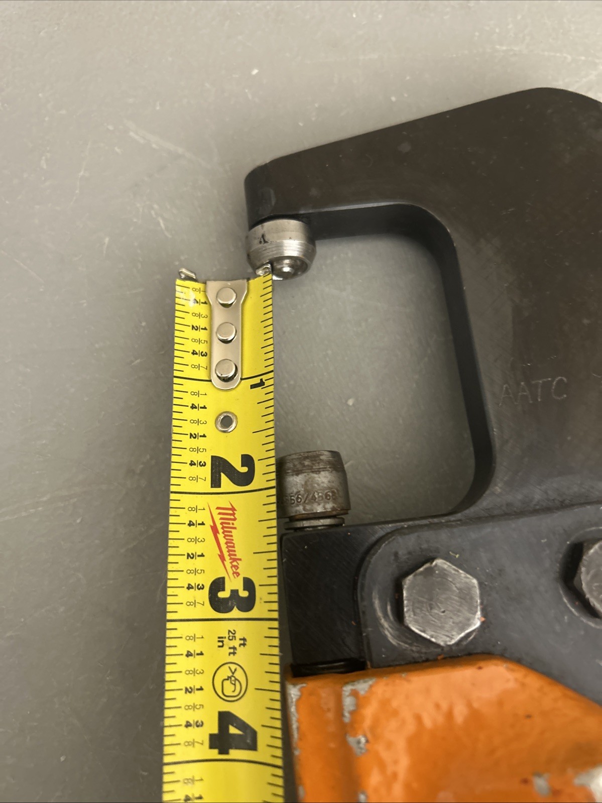 APT 720 Pneumatic Compression Rivet Squeezer air riveter aircraft