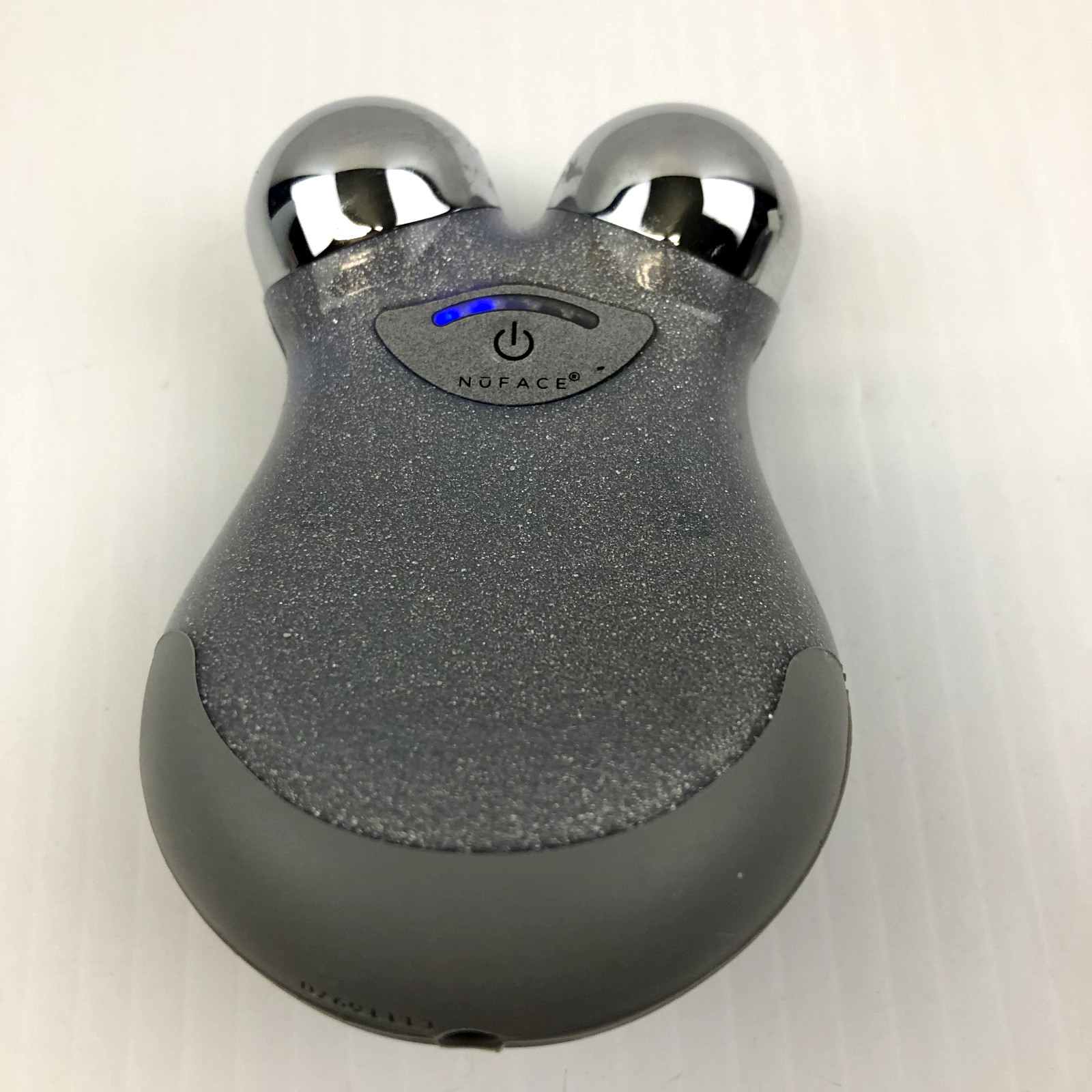 NuFACE MINI Facial Toning Device With Microcurrent Firming Activator Gel