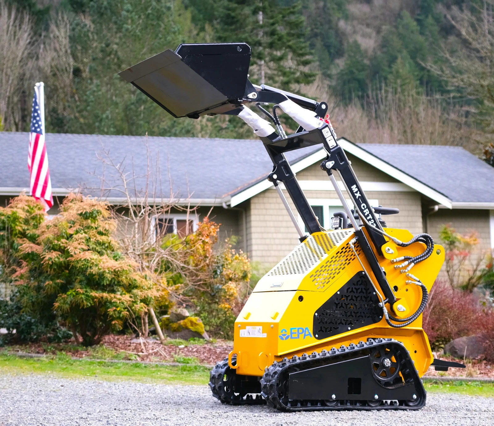 AGT Mini Skid Steer Loader Crawler Track with 24HP RATO Engine