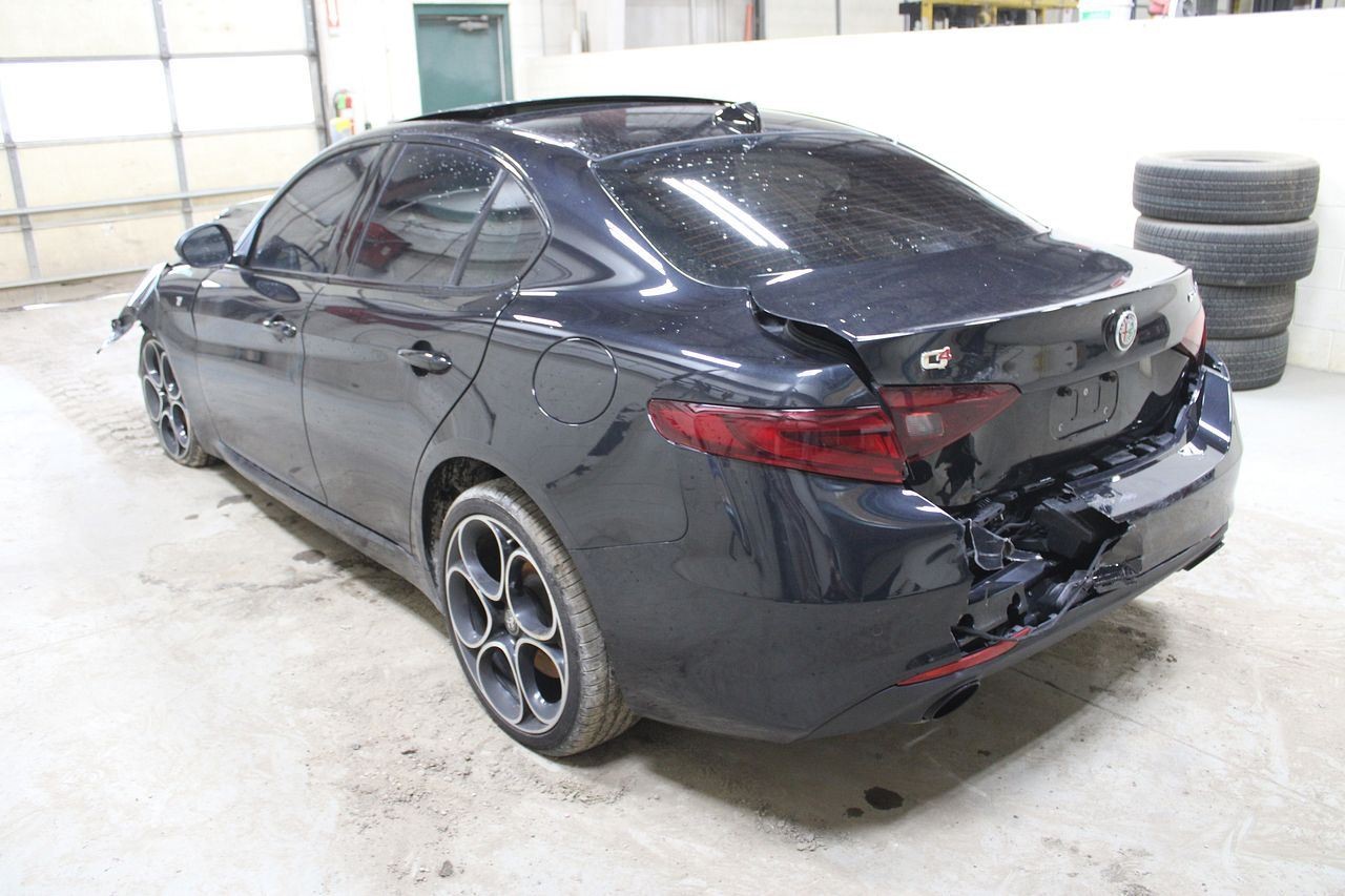 2022 Alfa Romeo Giulia Info-GPS-TV Display Screen 3023014