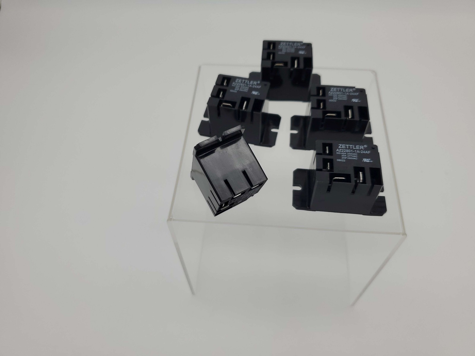 Zettler AZ22801-1A-24AF Mini Power Relays 40A 24V SPST Chasis Mount Pack of 5