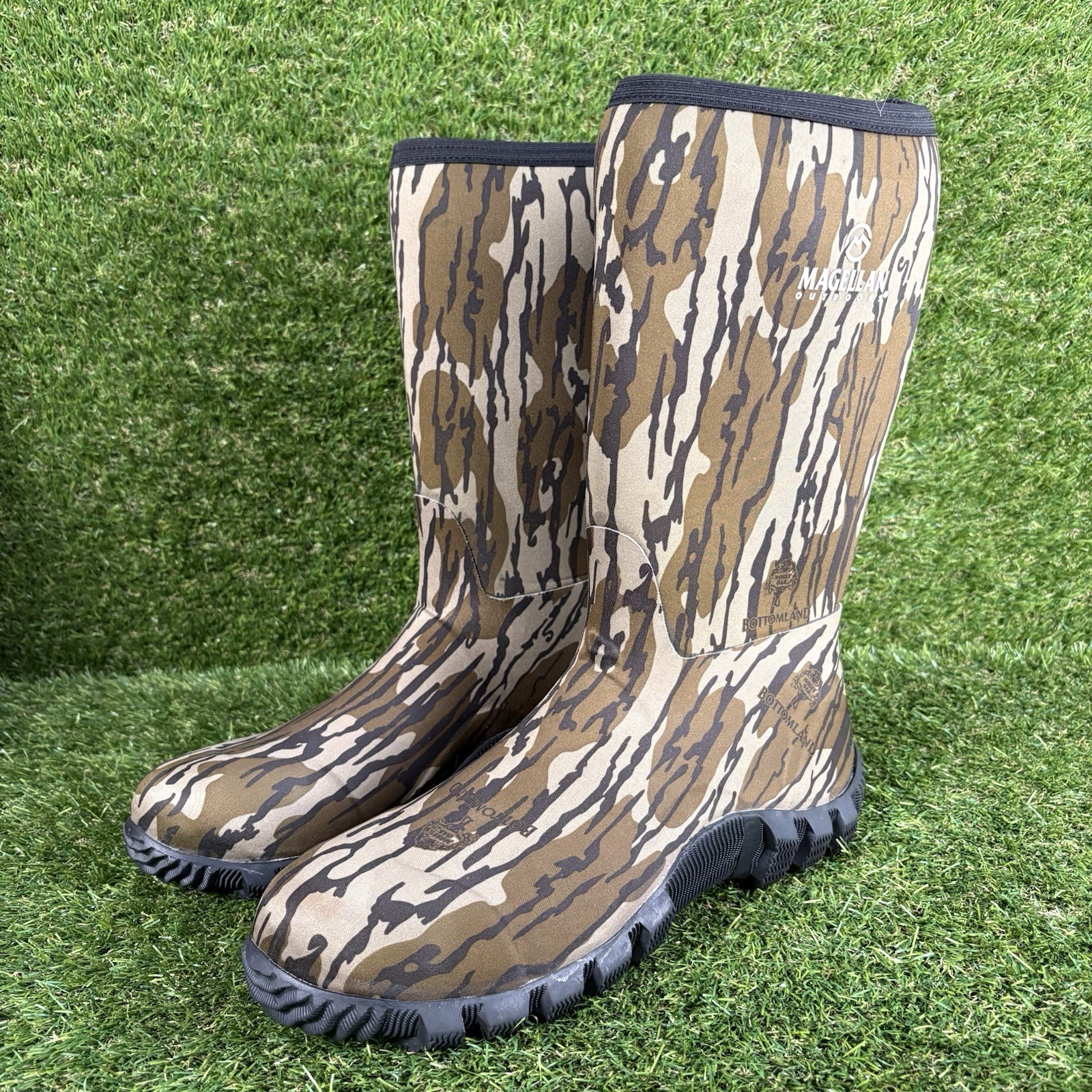 Magellan Outdoors Field Hunting Boots Camo Mossy Oak Men’s Size 10 D Waterproof