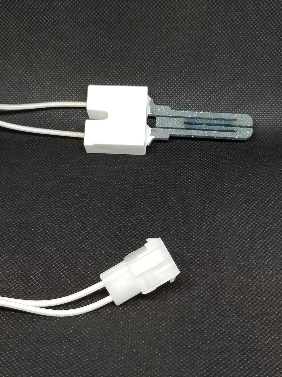 Replacement York Coleman Luxaire Furnace Igniter 025-32625-000 S1-02532625000