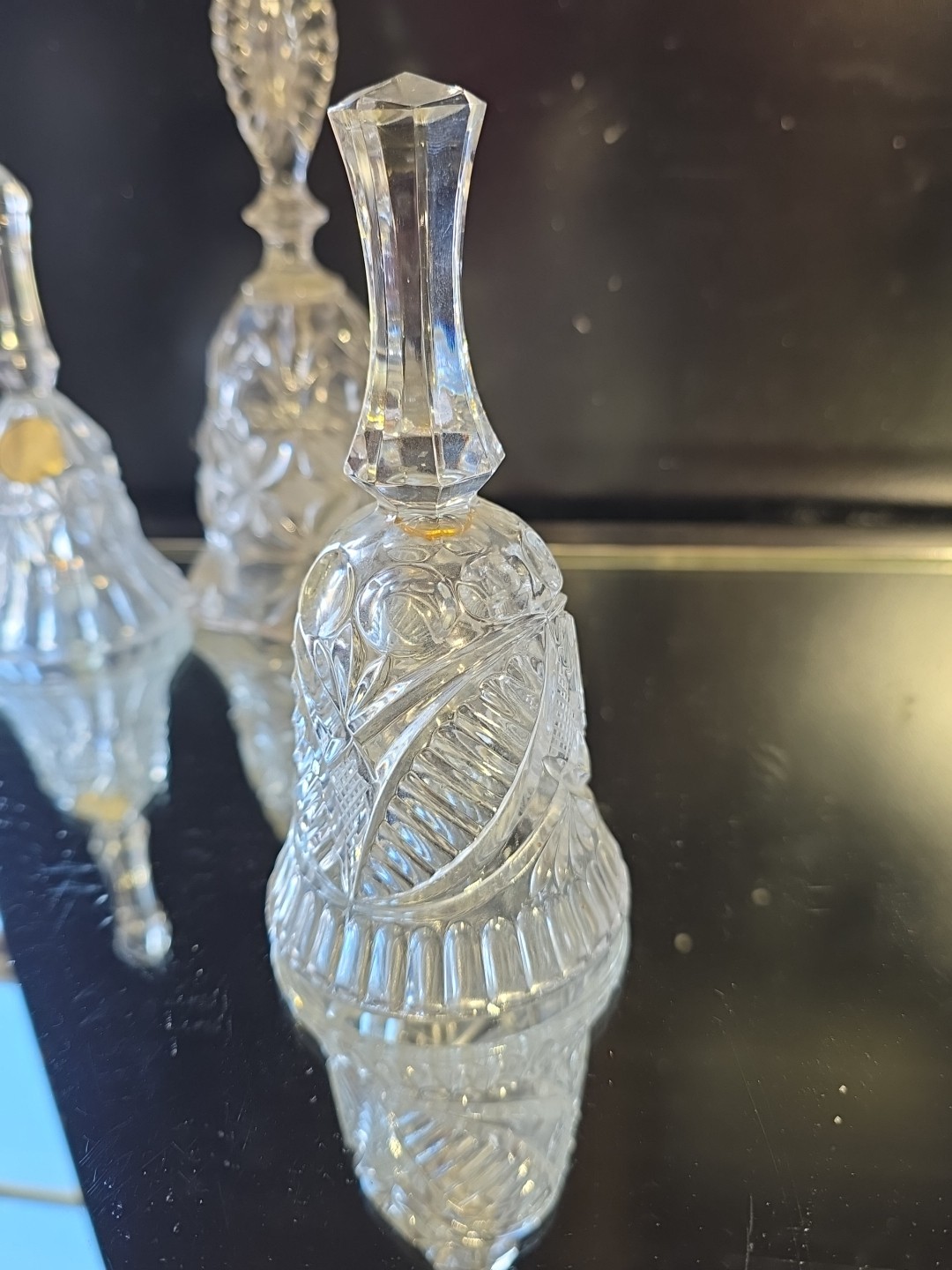 ​Lot 9 Vintage Crystal Glass Bells Waterford 12 Days Christmas Hofbauer Byrdes