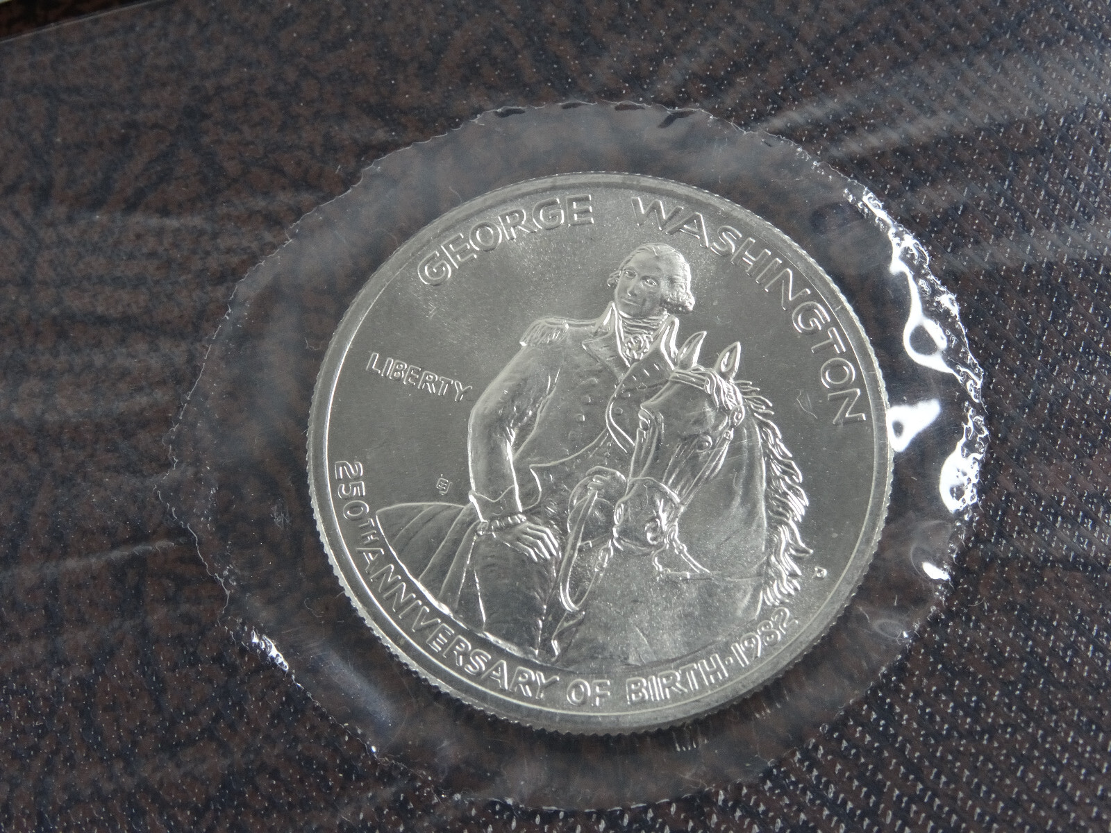 1982-D George Washington Commemorative Half Dollar BU Unc 50C 90% SIlver US Coin