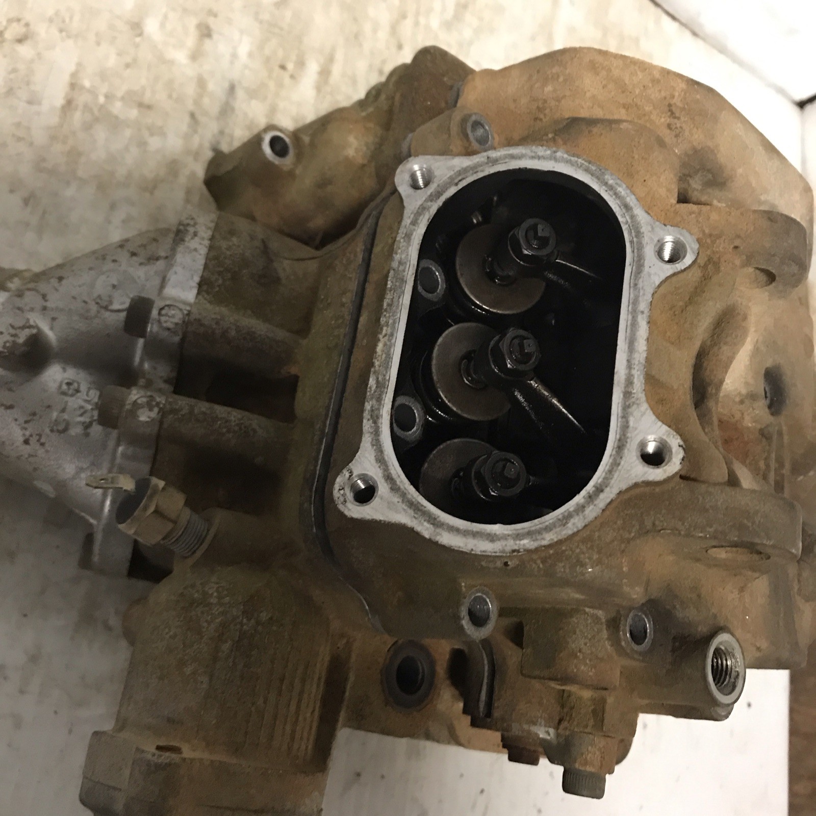 2002-08 Yamaha GRIZZLEY 660 OEM Cylinder Head 5KM-11101-01-00 CAM & ROCKER COVER