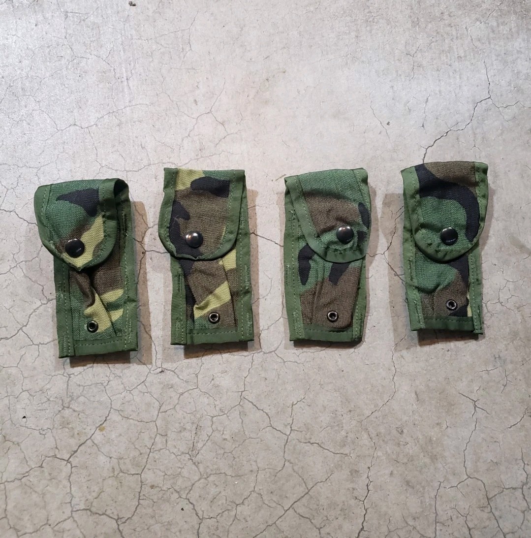 (1) USGI 9mm Pistol Mag Magazine Pouch Utility M81 Woodland Camo SDS MOLLE