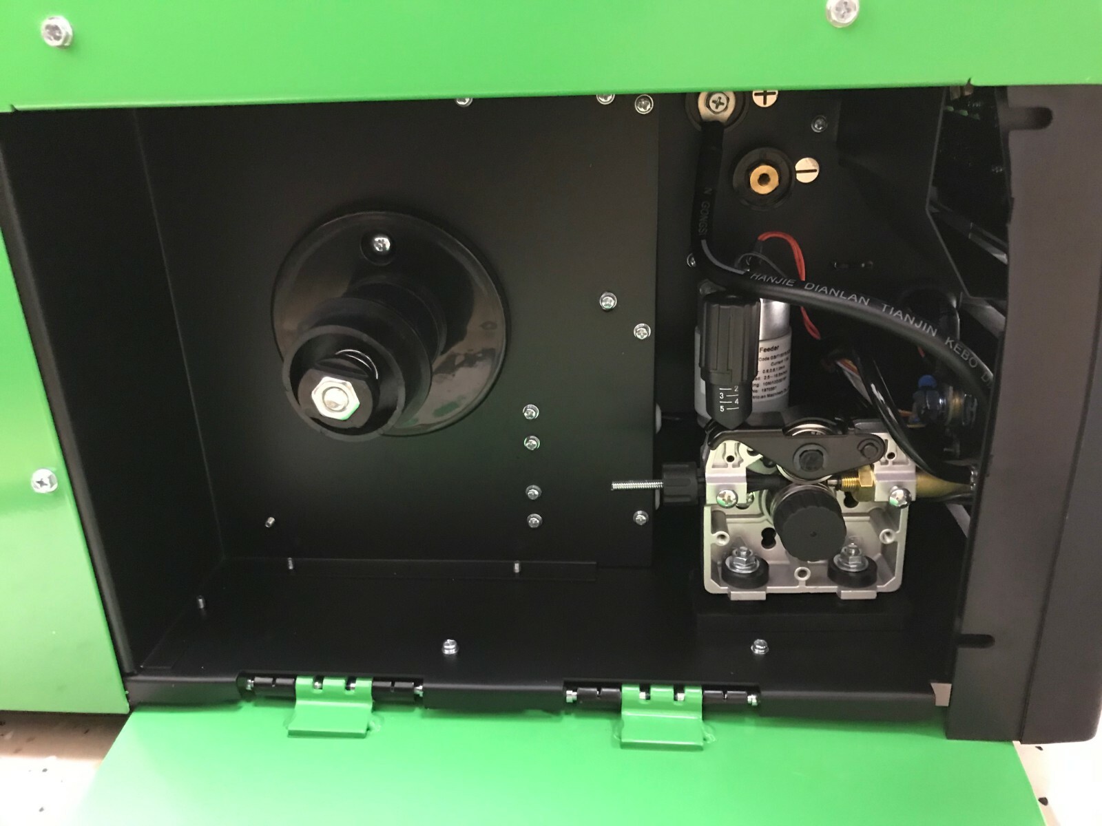 LightningMTS 225 AC/DC Pulse TIG / MIG Synergic / Stick 200 Amp Dual Voltage