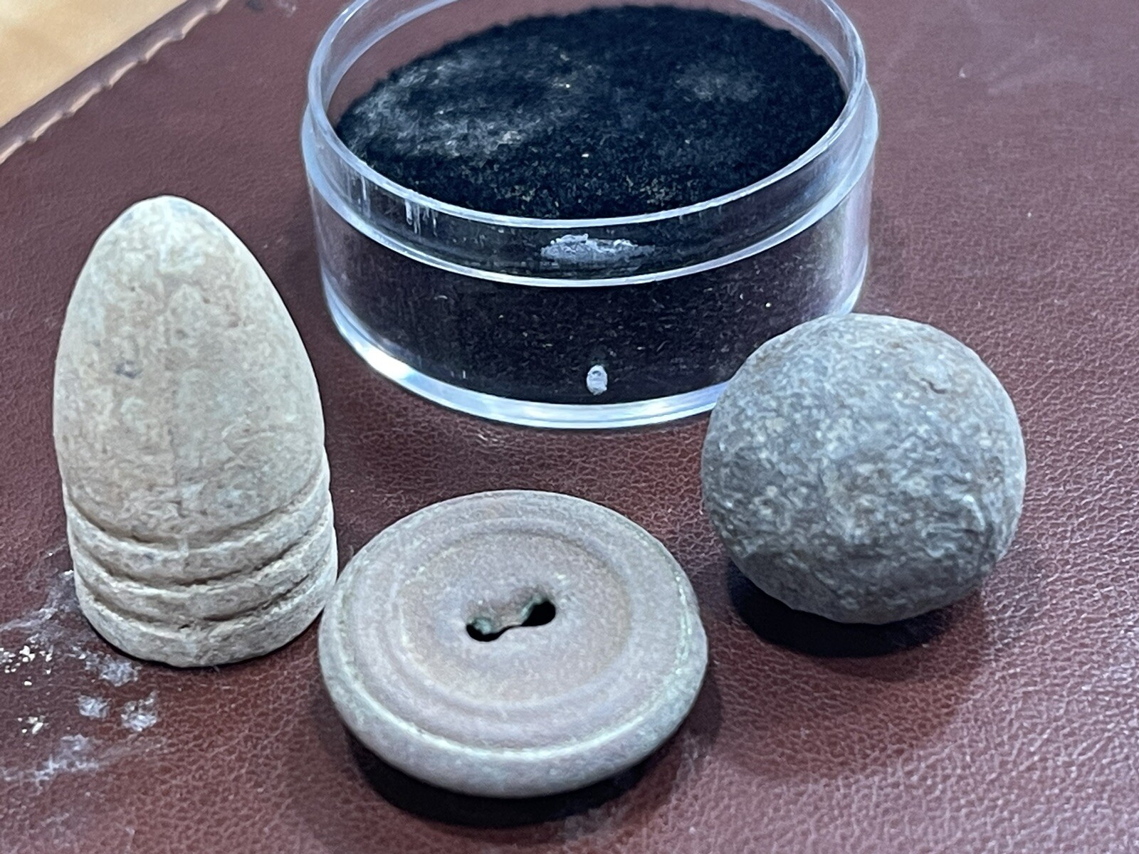 Civil War Relics Bullets And Button Starter Kit - Richmond, Va