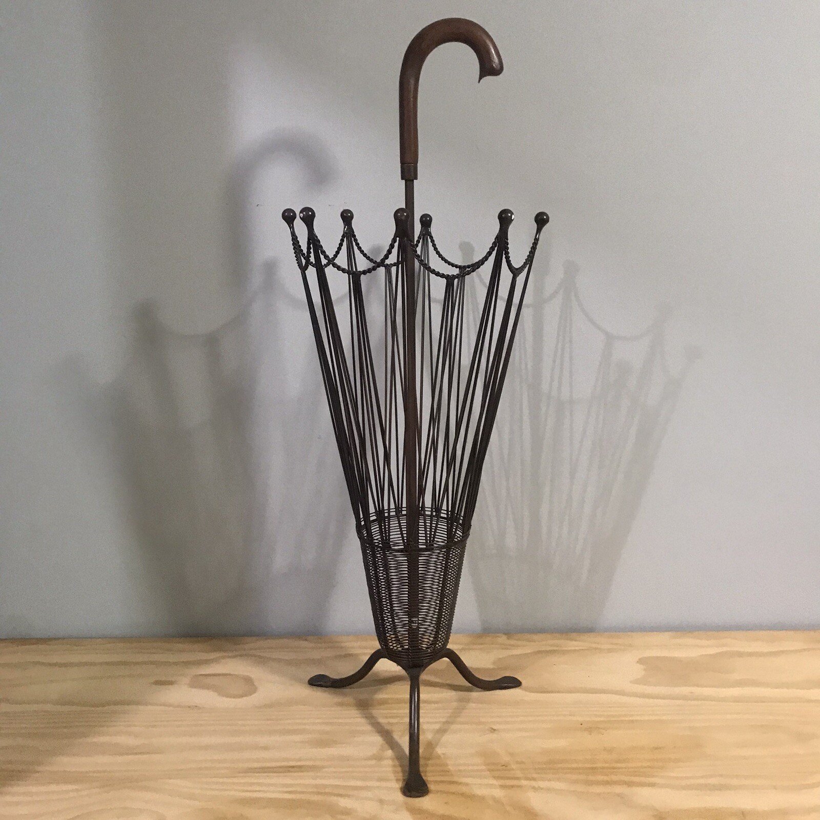 Umbrella Stand Umbrella Shaped Holder Metal wire wood handle 31” Pier 1
