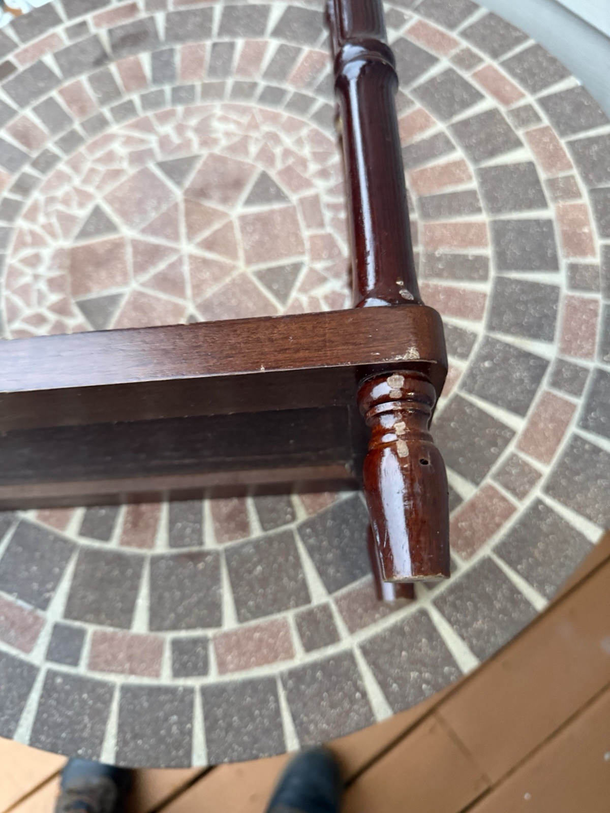 Vintage Bombay Company mahogany/brass umbrella stand W/faux bamboo. Missing Tray