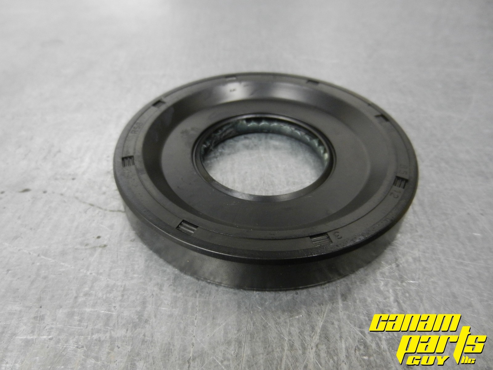 New OEM Can Am 2013-2018 Maverick Rear Differential Pinion Oil Seal 705502276