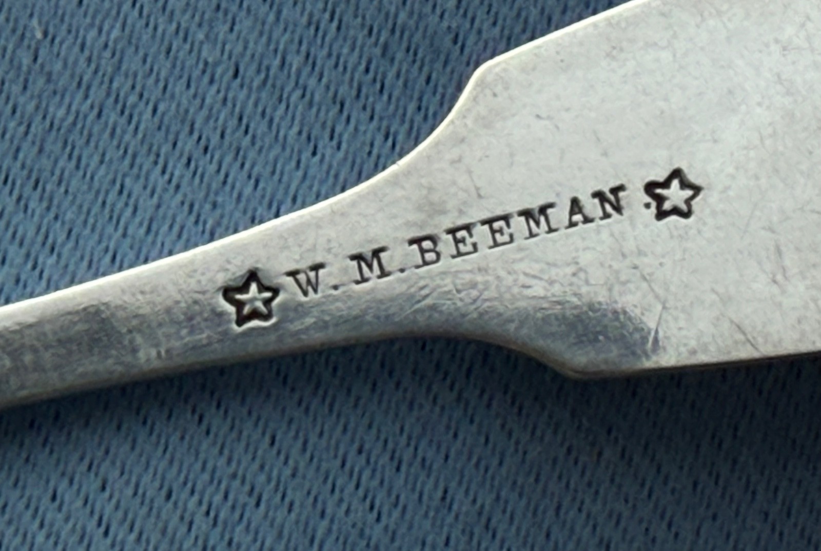 WM Beeman 5 Coin Silver Teaspoons Excellent 5 1/2 In Mono 78.6 Gr