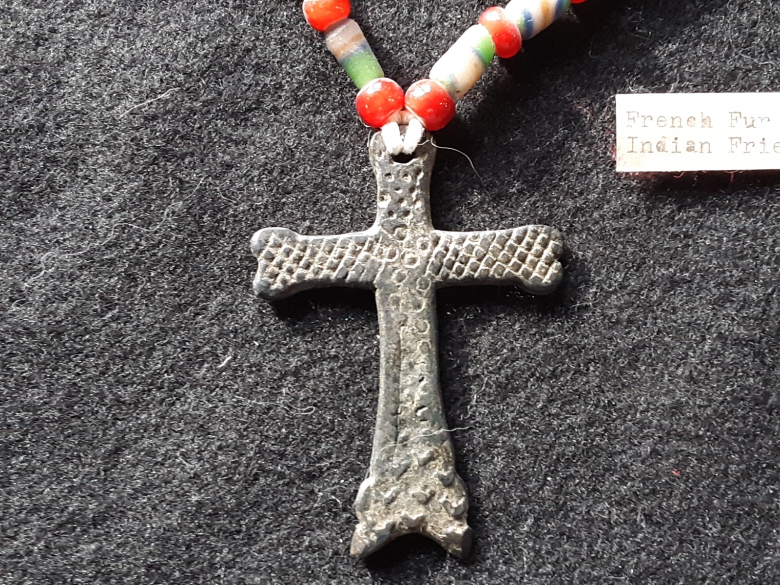 FRENCH BEAVER TAIL JESUIT CROSS, LEATHER STRUNG TRADE NECKLACE, WHA-0226*B266B