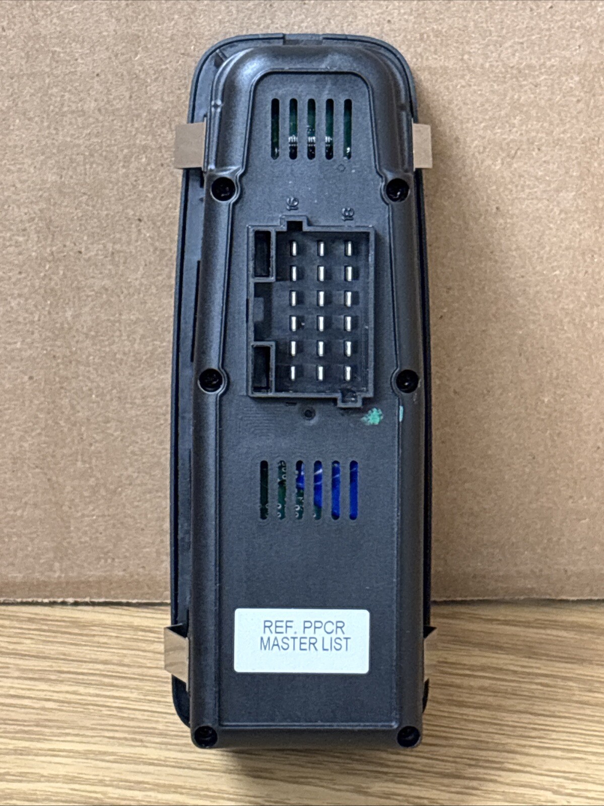 ~ NEW GENUINE PACCAR OEM KENWORTH DRIVER DOOR CONTROL MODULE ~ Q27-1048-1200