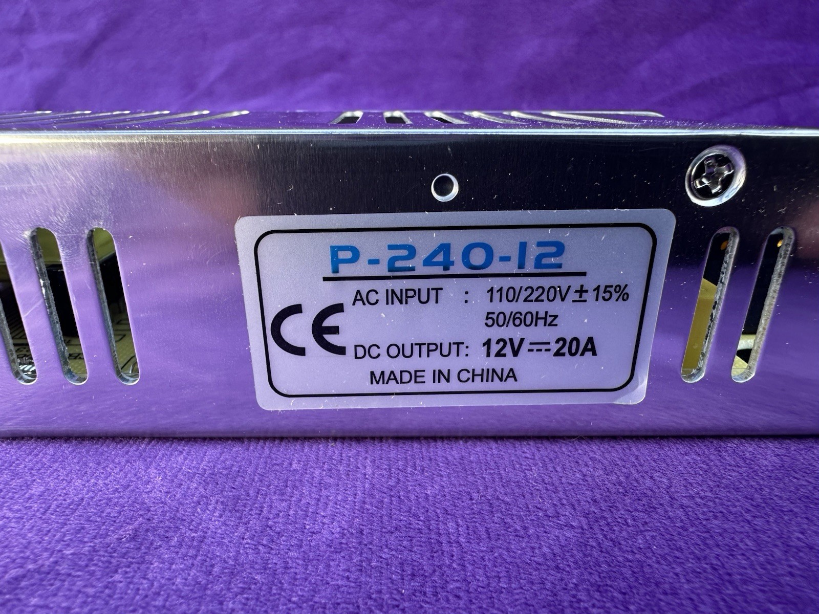 AC 110V/220V to DC 12V 20A 240W Universal Regulated Switching Power Supply Adapt