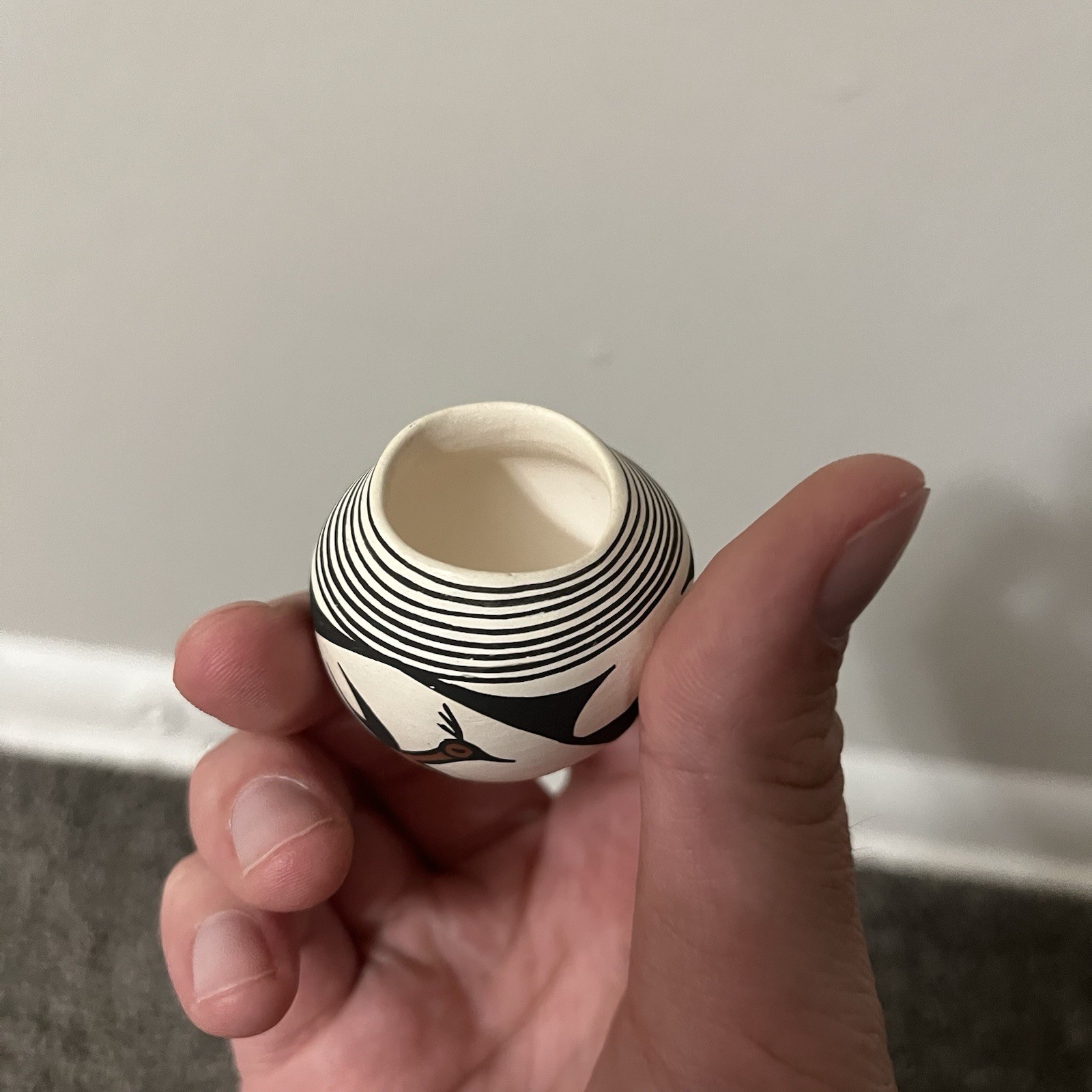 Laguna New Mexico Small Native American Pottery Signed V Pino 2”x 1.5” Vase Bird