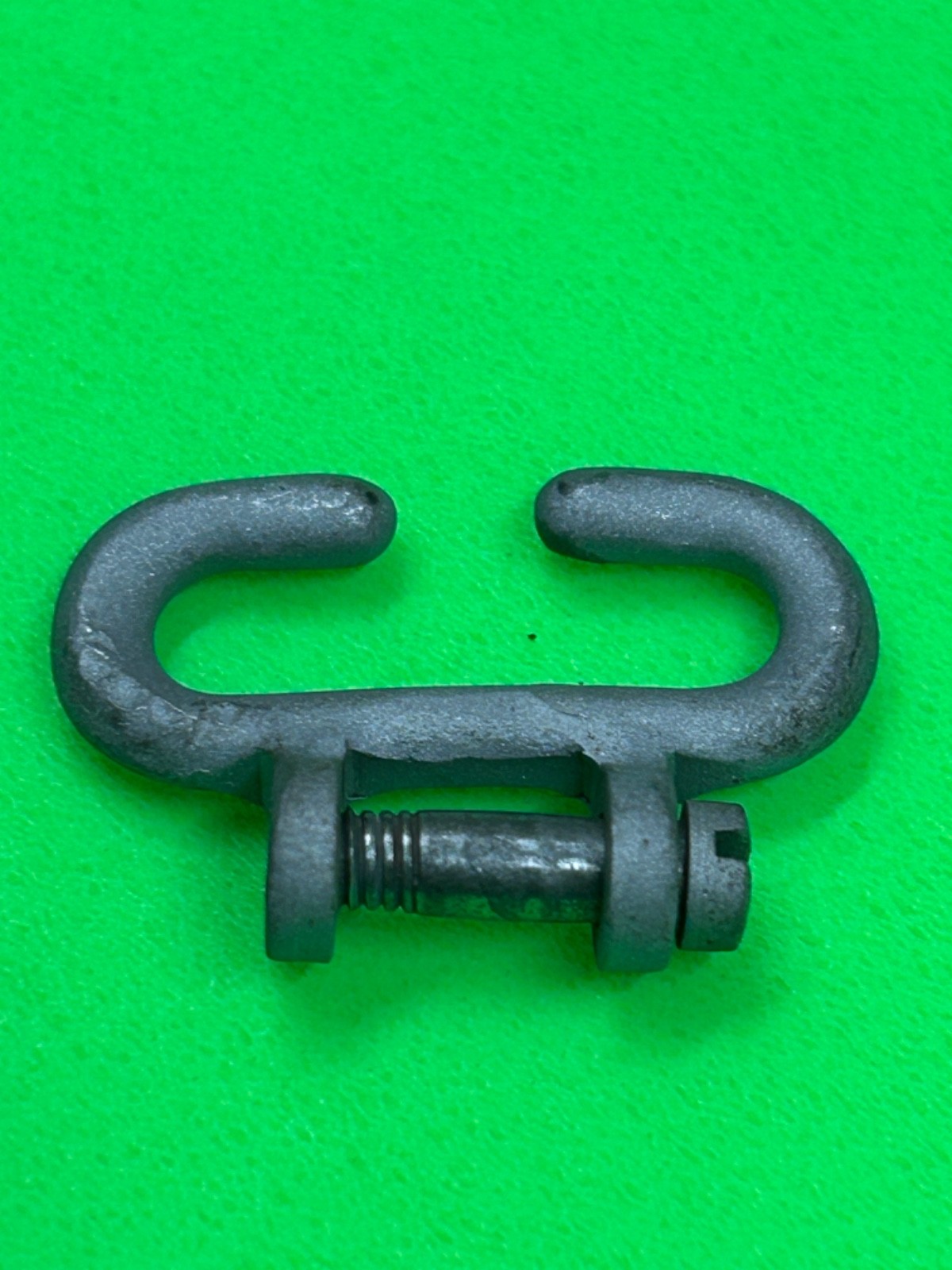 (ONE) M1 GARAND STACKING SWIVEL WITH SCREW FOR GAS CYLINDER