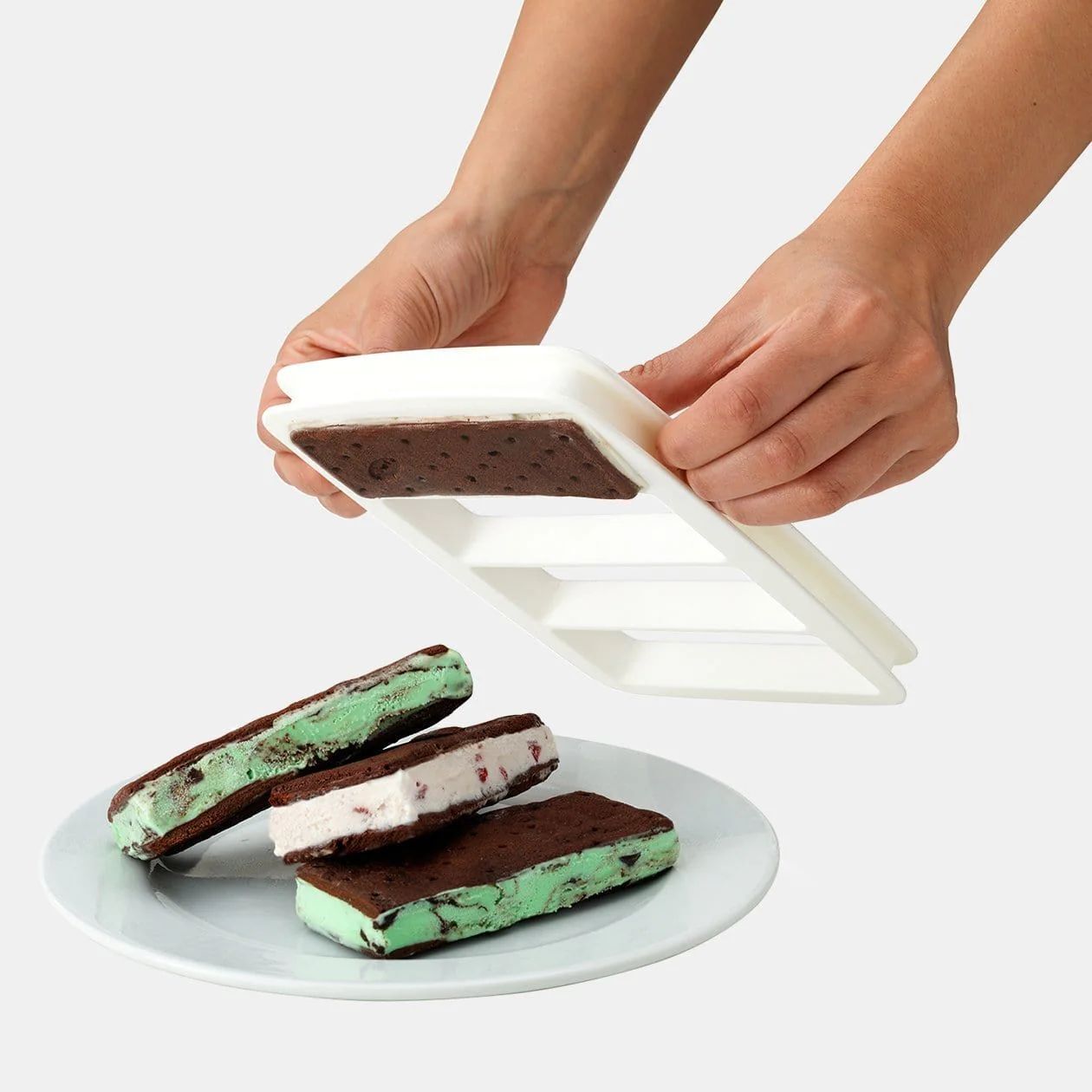 Chef'n Sweet Spot Ice Cream Sandwich Maker, Set of 2, Brown