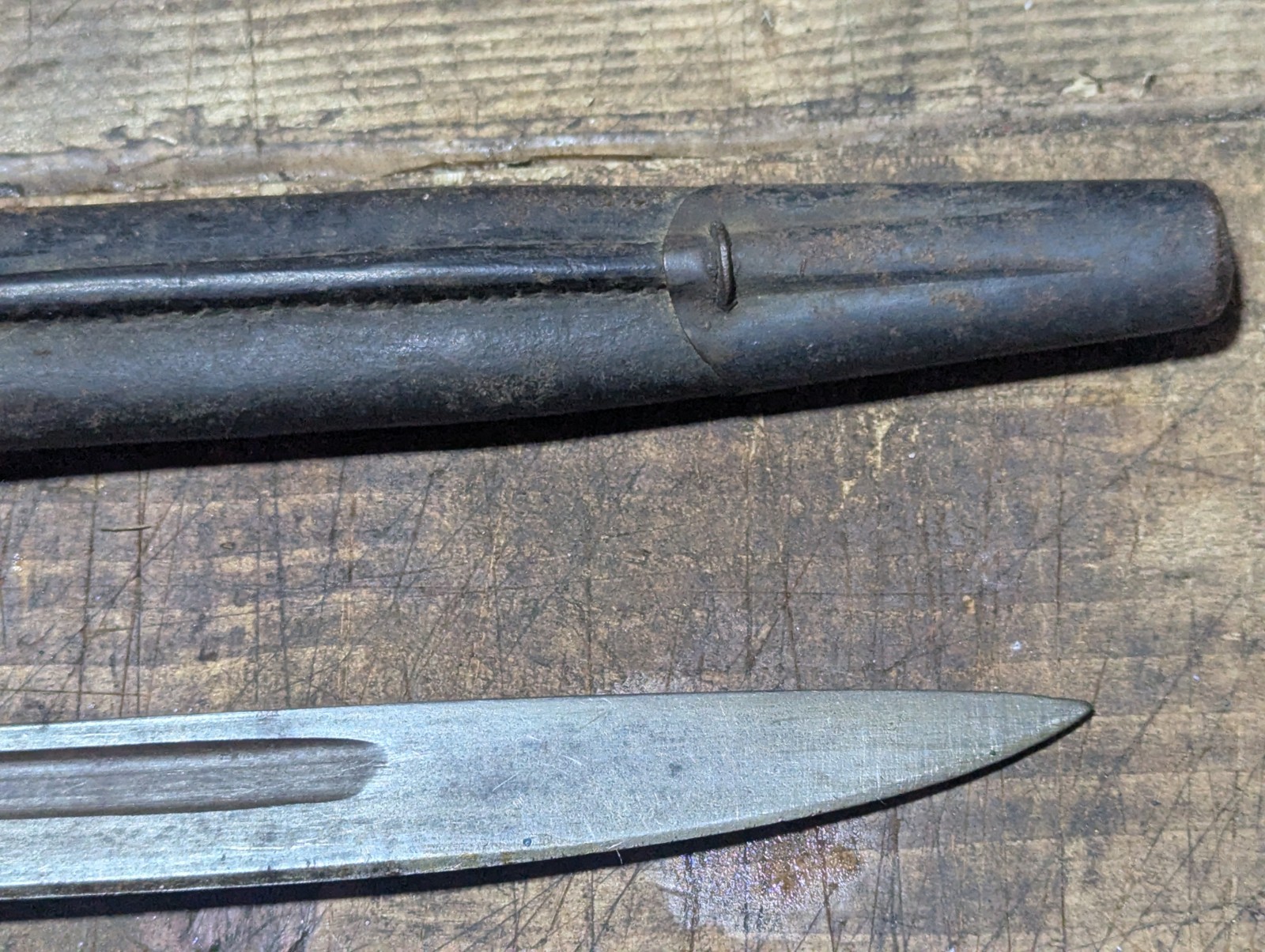 ORIGINAL SCARCE WWI BRITISH 1907 PATTERN SMLE BAYONET And Scabbard