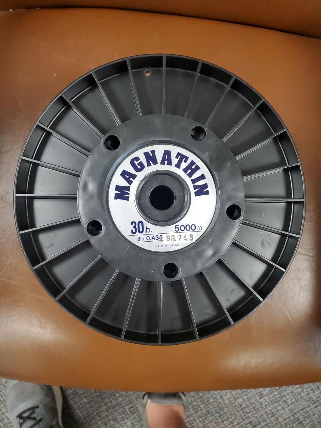 Stren Magnathin 5000m/5468yds Clear or Aqua Green