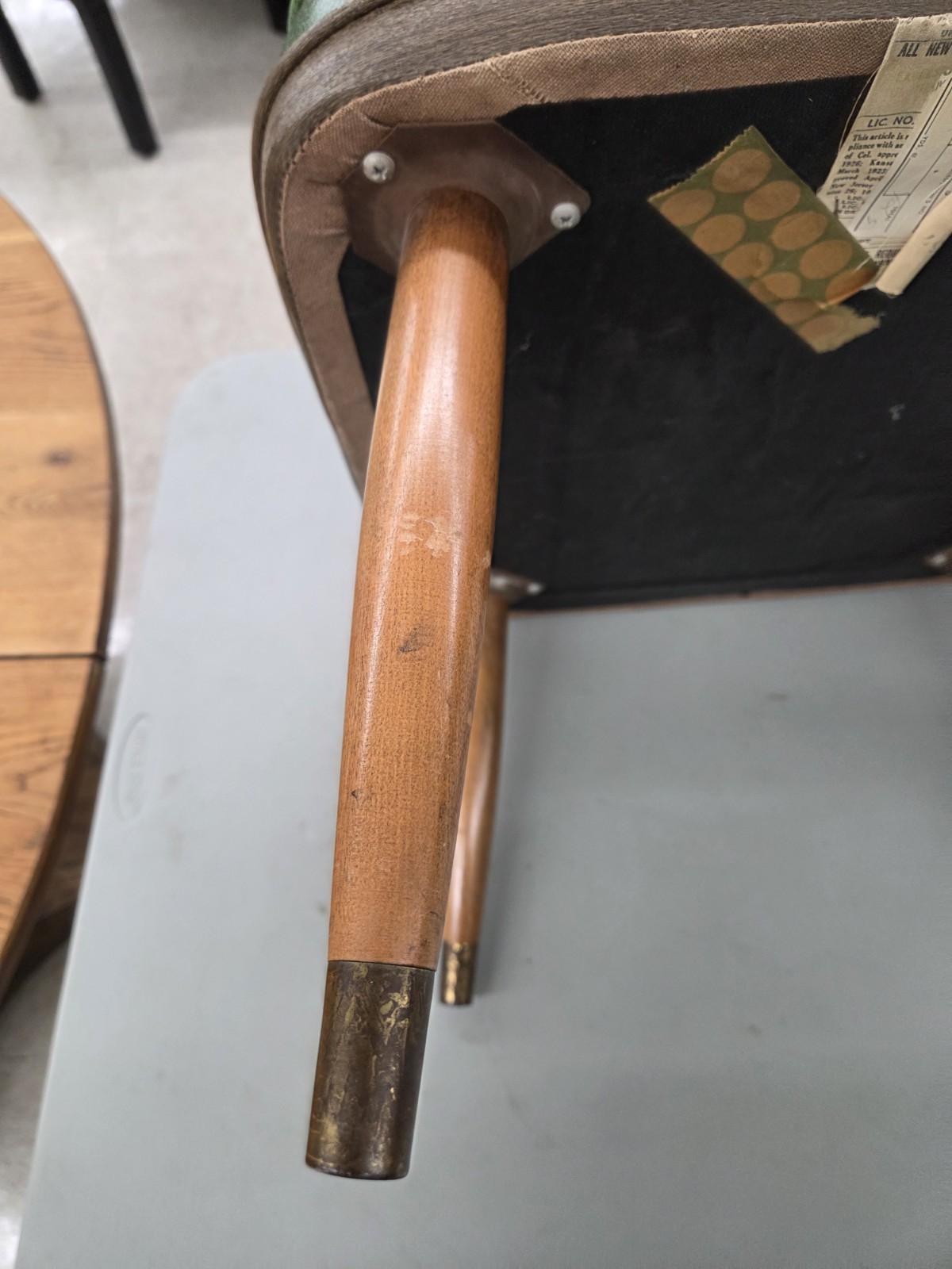 VINTAGE WONDERFUL MID CENTURY, AVOCADO GREEN VINYL, FOOT STOOL WITH LEGS!