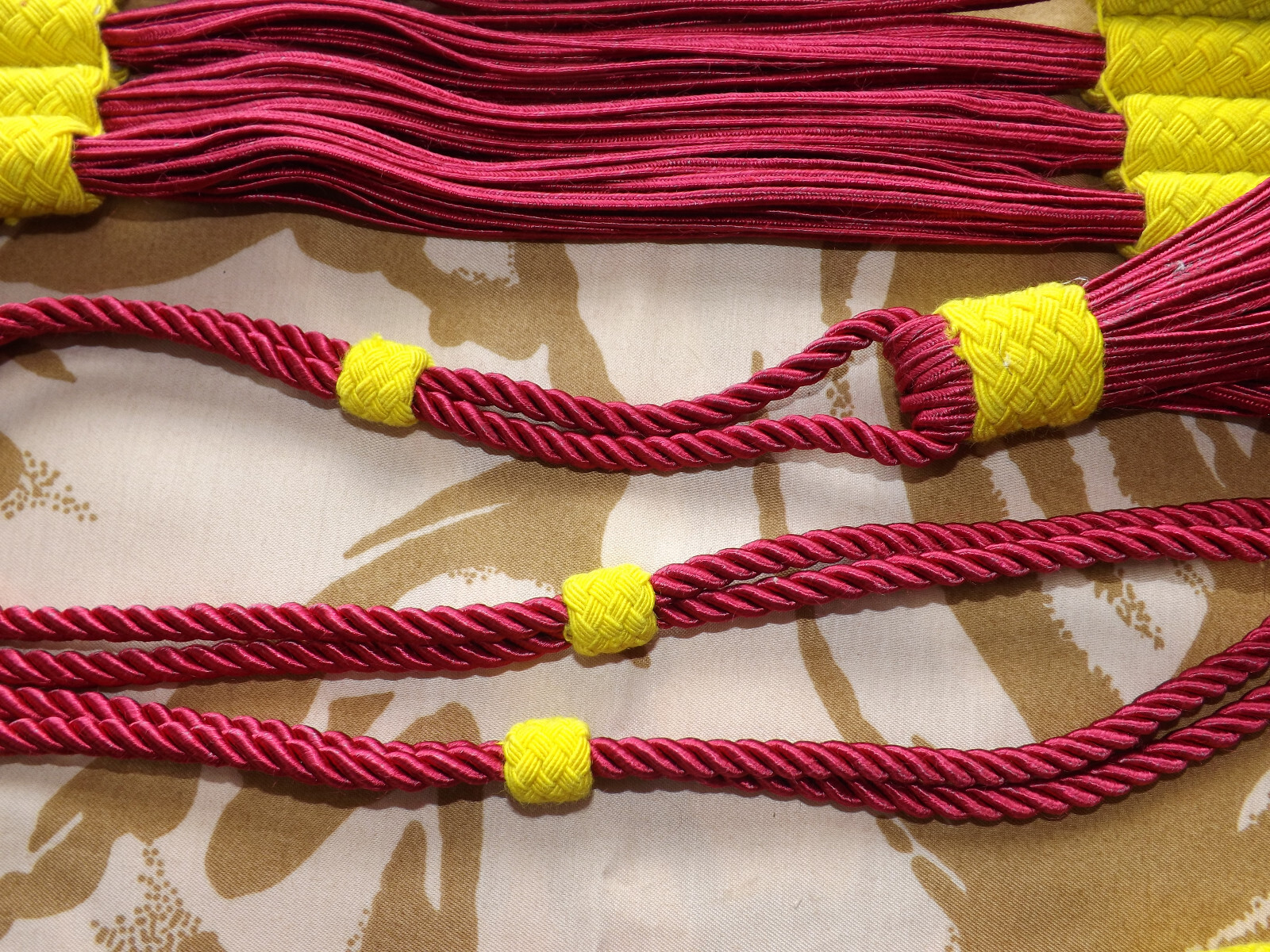 Repro Napoleonic Victorian Crimean War Hussar Barrel sash belt Yellow on Scarlet