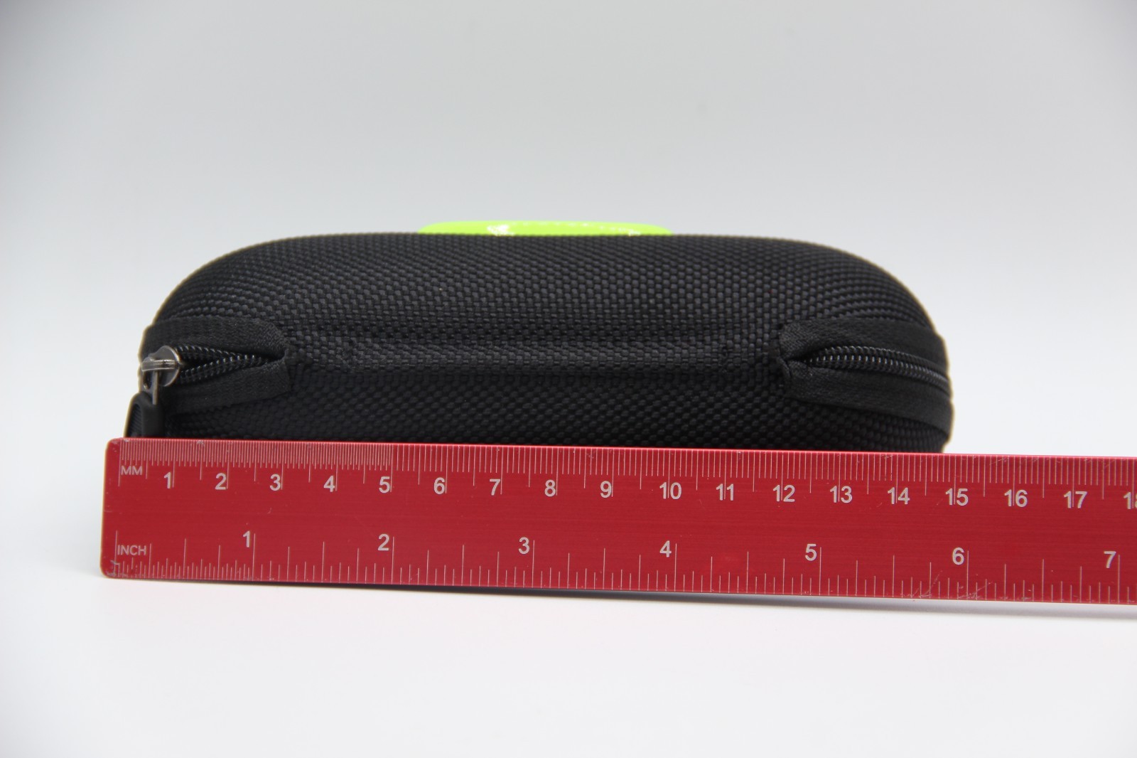 NEW OAKLEY BLACK GREEN ZIPPER SMALL AUTHENTIC EYEGLASSES SUNGLASSES CASE W/POUCH