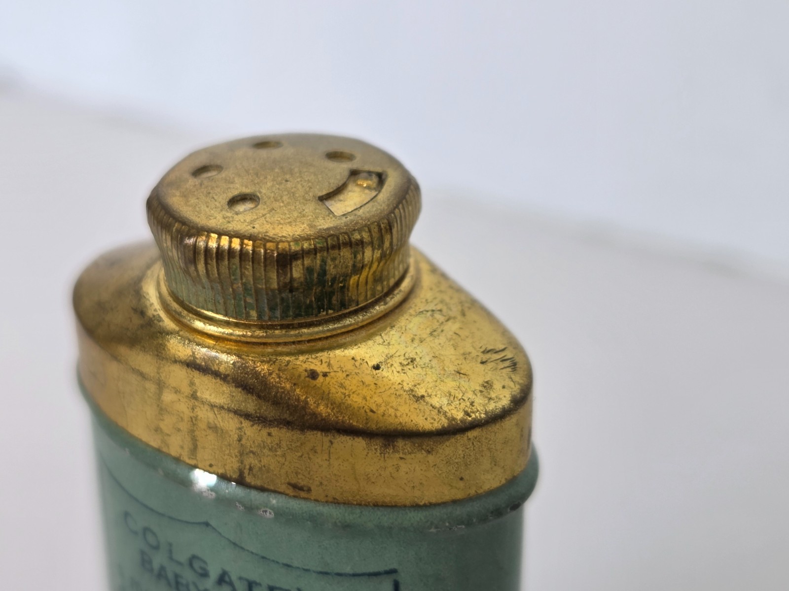 VINTAGE COLGATE'S BABY SAMPLE TALC TALCUM POWDER TIN ADVERTISING