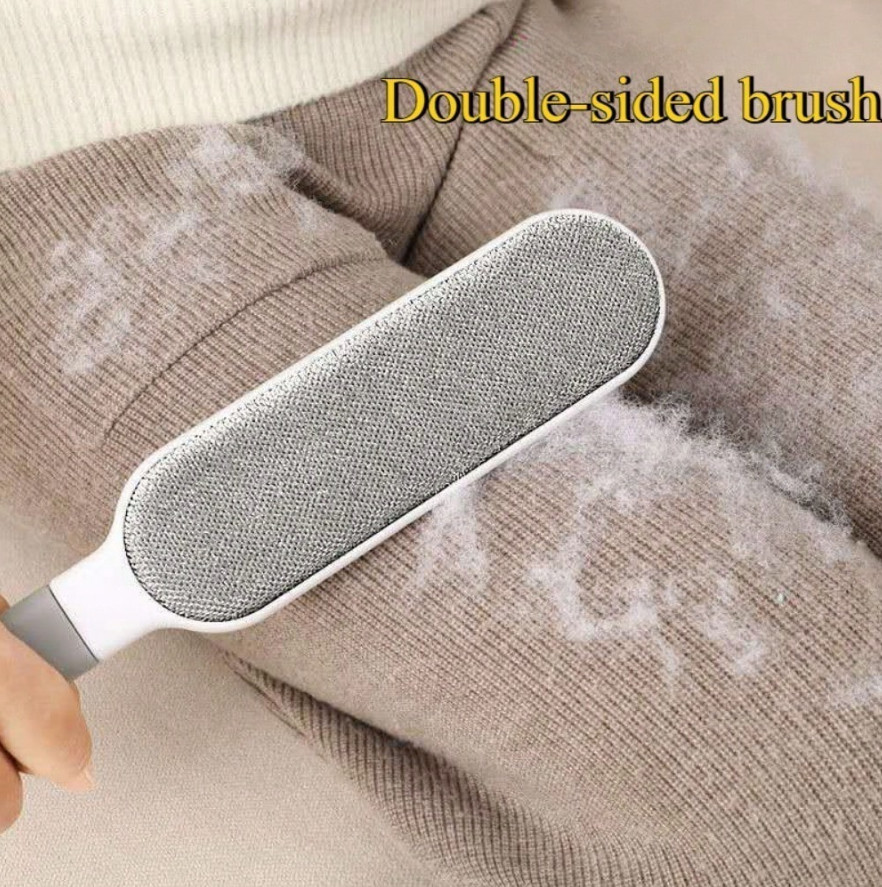 1 pc Reusable Manual Lint & Pet Hair Remover Brush for Clothes & Furniture